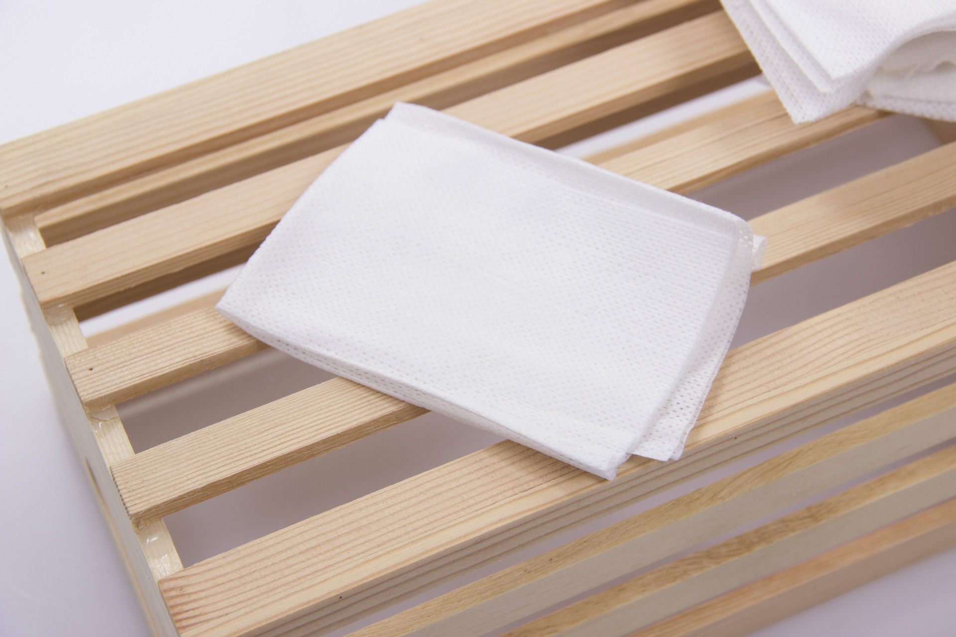 【厂家低价加工批发】一次性纯棉全棉美容巾,纯棉柔巾卷洗脸纸巾