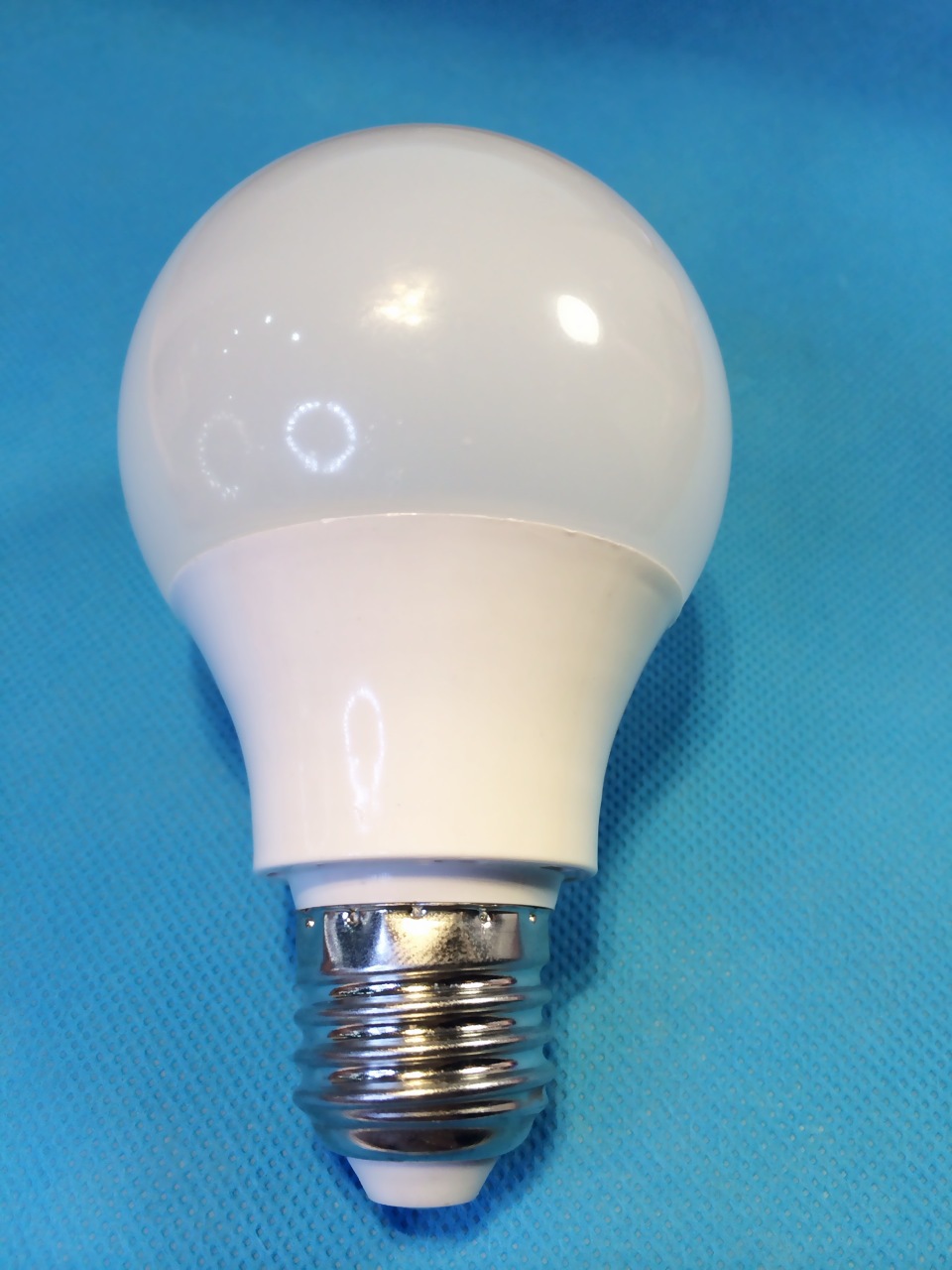 3w/5w/7w/9w/12wled铝散热器球泡灯 led塑包铝球泡 led塑料球泡灯