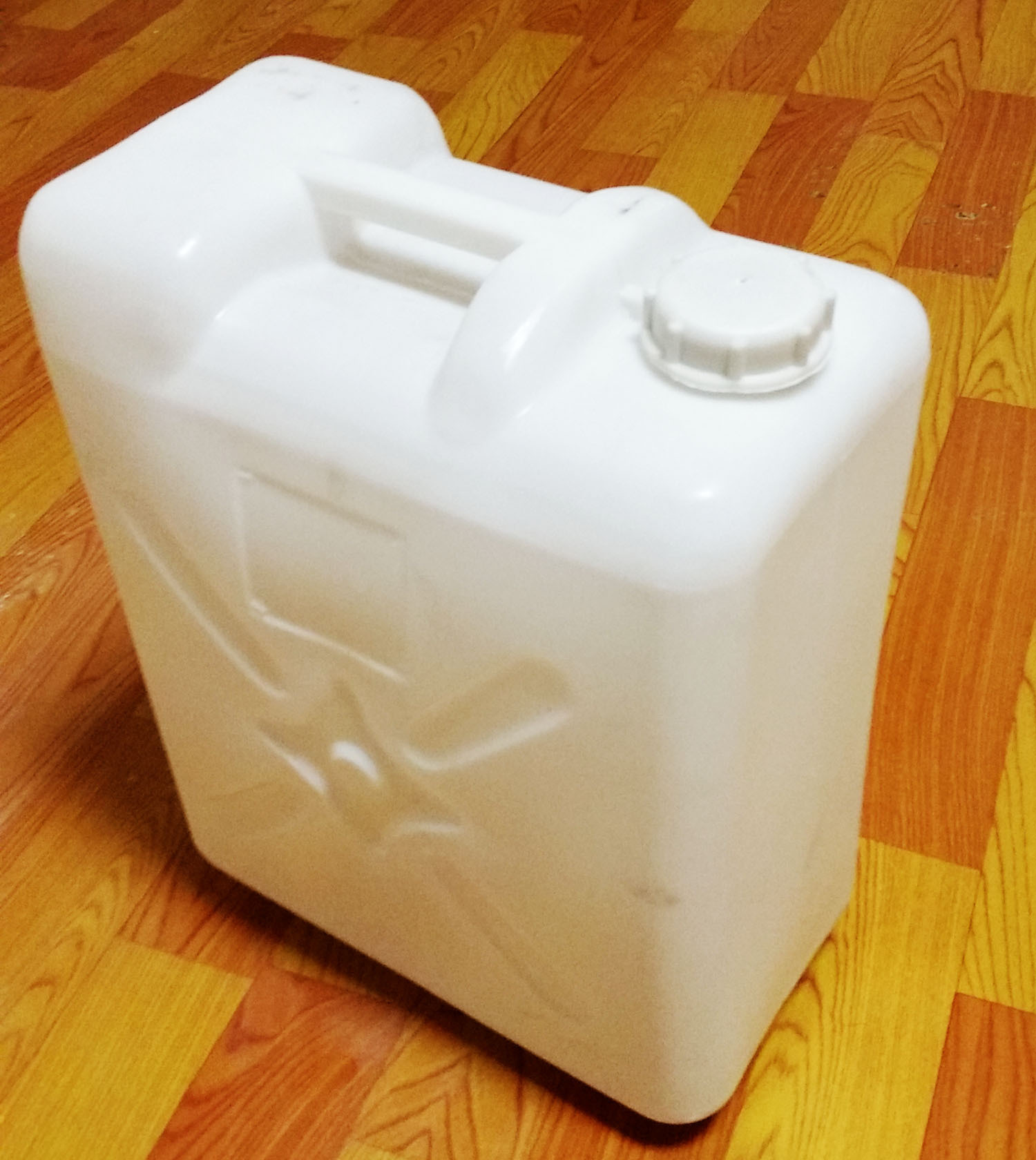 供应优质25l塑料扁桶 结实耐用方形塑料桶 无毒无味