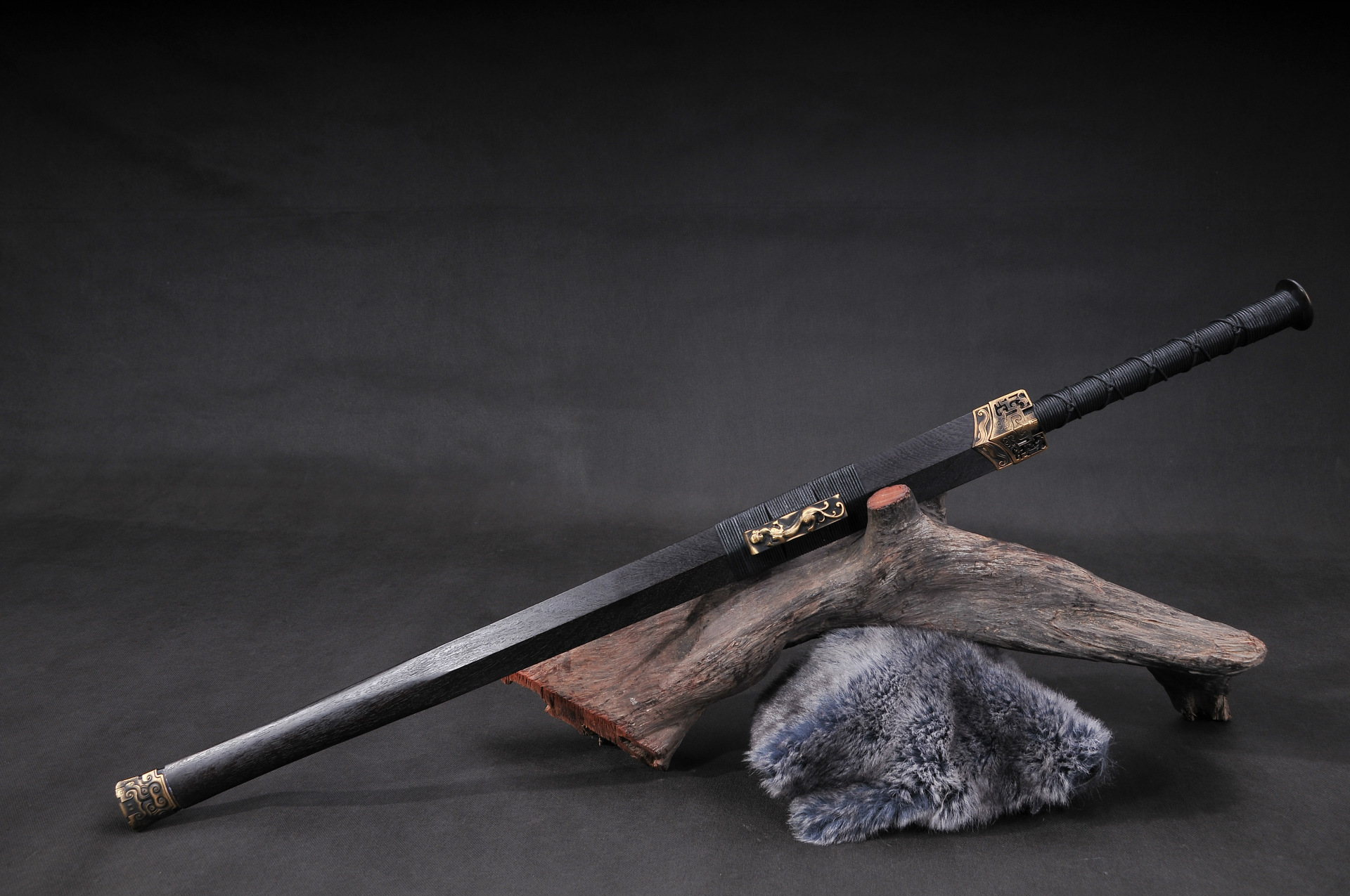 龙泉华影刀剑宝剑精品八面发红汉剑高硬度汉剑未开刃