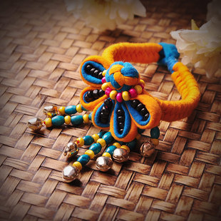 地摊热卖 云南民族风饰品 创意布艺盘扣首饰手链批发21128