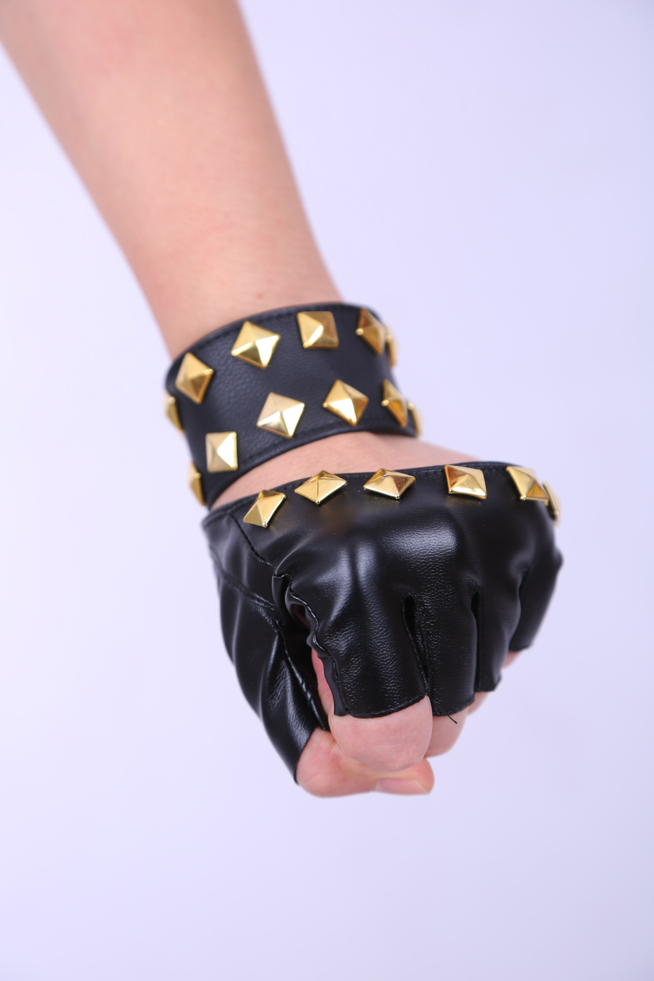 【新款上市】 皮革护腕 舞蹈夜店钢管舞表演护腕 现货批发