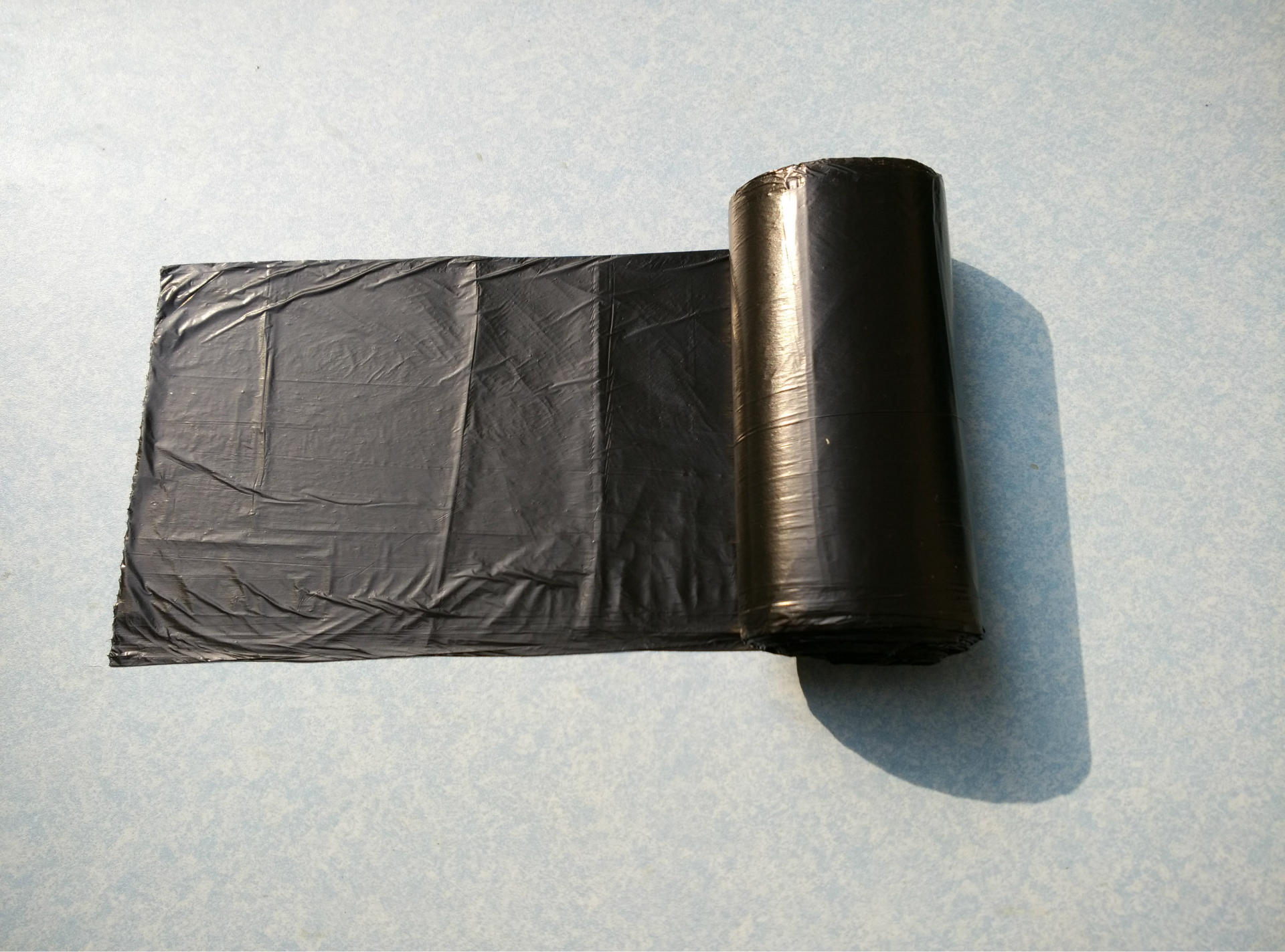 厂家直销45*50小号黑色平口垃圾袋 家庭用一次性用品塑料垃圾袋