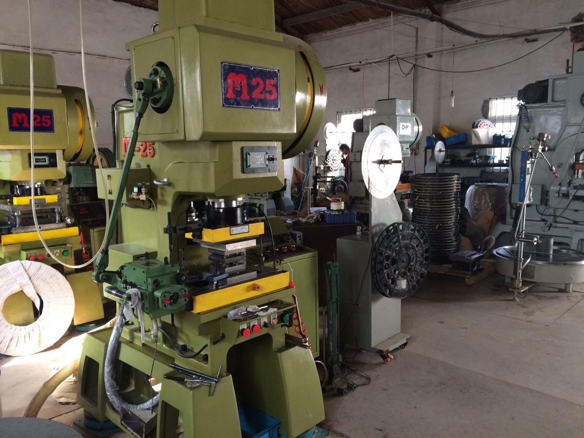 【江浙沪五金零部件加工厂】 专业从事各种五金冲压件加工制定