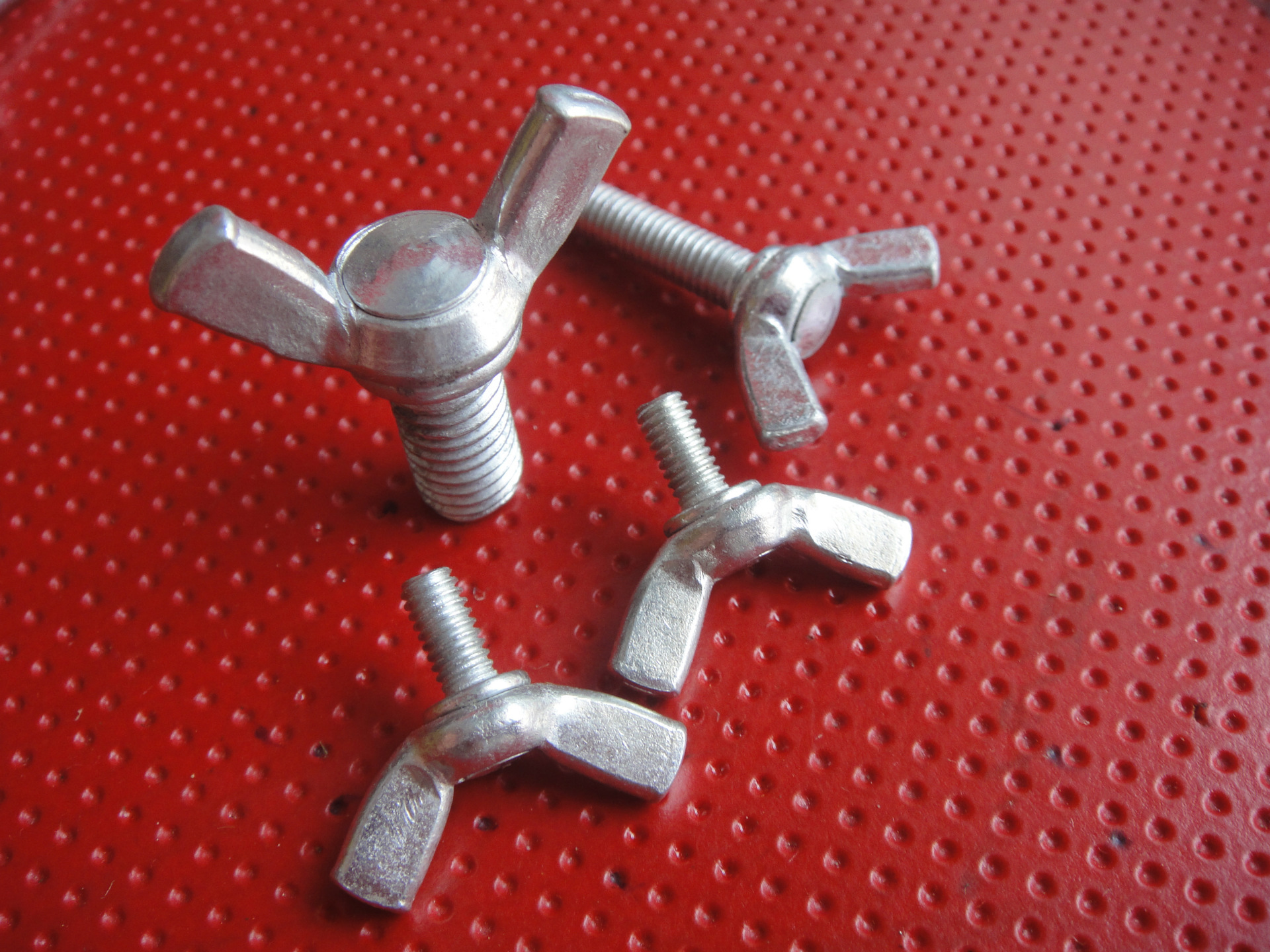 【图】现货供应蝶形螺丝,蝴蝶螺丝_螺钉_列表网