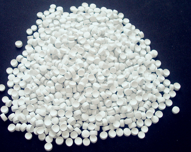 厂家直供pvc硬质挤出颗粒 瓷白色塑料异型材粒子 抗紫外线