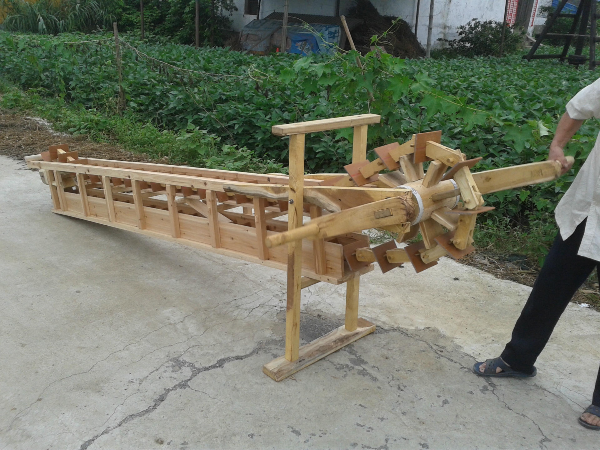 景观水车出售 手牵龙骨水车 手摇龙骨水车 古式水车 价格优惠