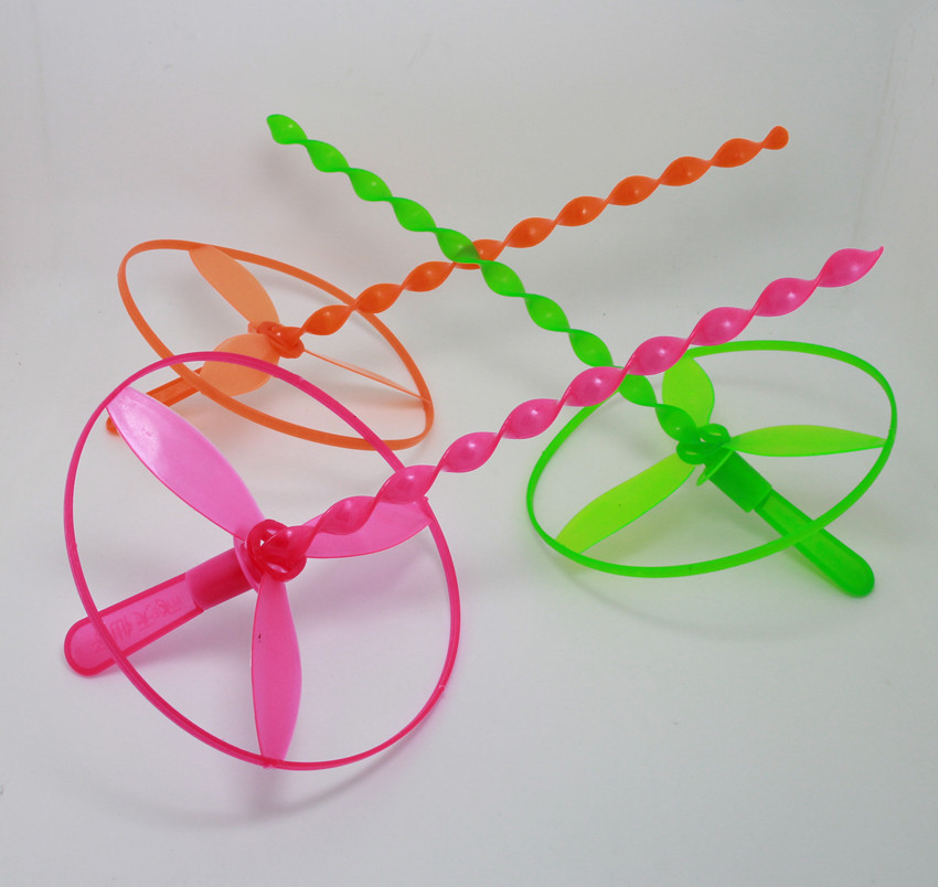 夏季热卖飞天仙子 小飞盘飞天陀螺 飞碟 手推飞碟传统玩具批发