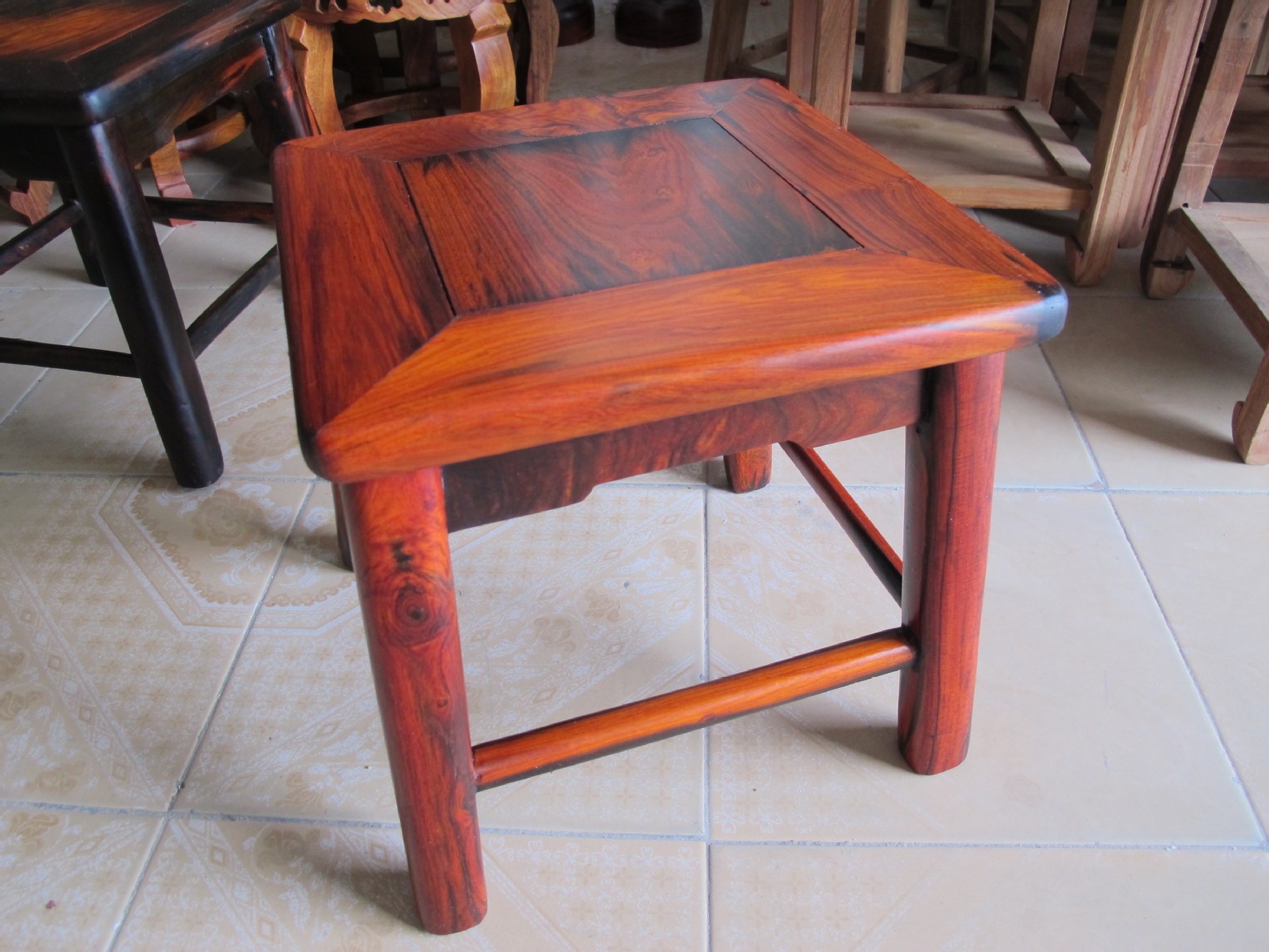 越南红木家具 老挝四方凳 酸枝板凳 红木板凳 富贵脱鞋凳小板凳