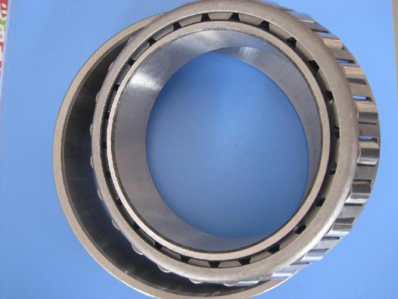 专业生产七类碳钢圆锥滚子轴承30209