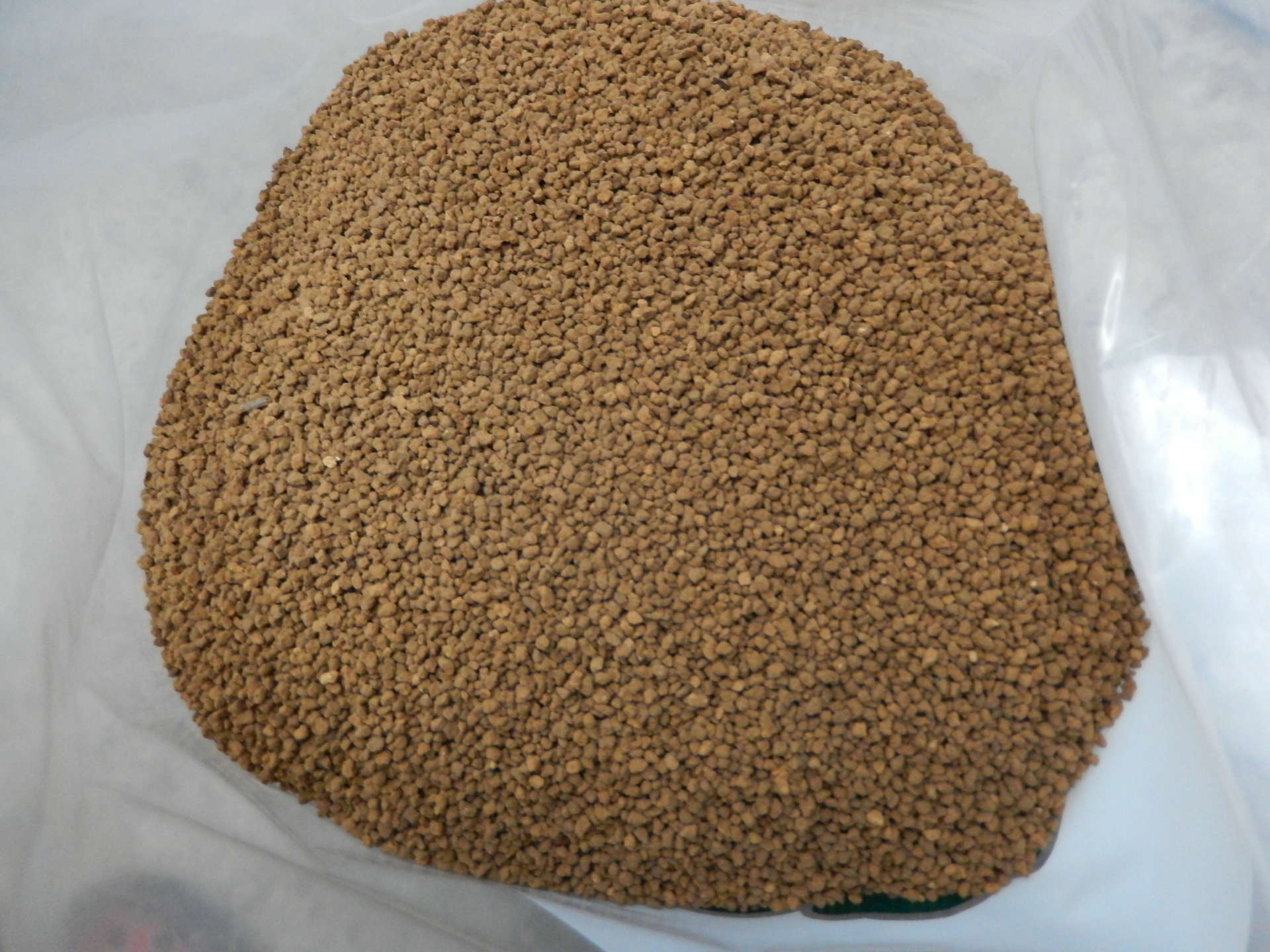 供应进口三本线赤玉土多肉土 1--3mm