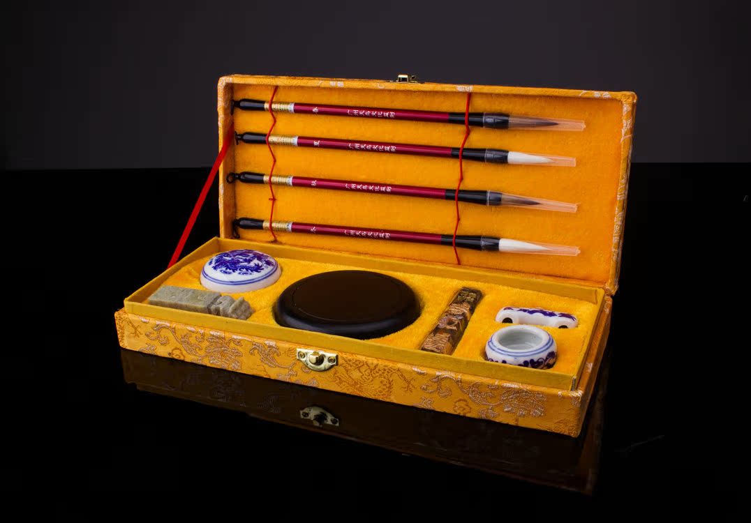 天天练 文房四宝批发墨条锭纸砚台兼毫毛笔书法礼盒套装礼品定制