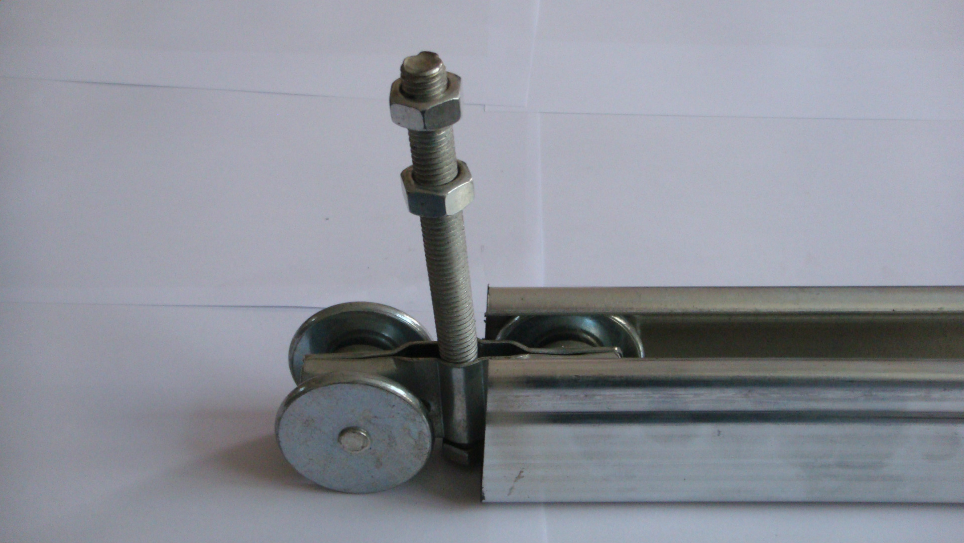 沈阳工业滑道导轨定制批发 厂房工业门滑轨 2.0厚镀锌滑道