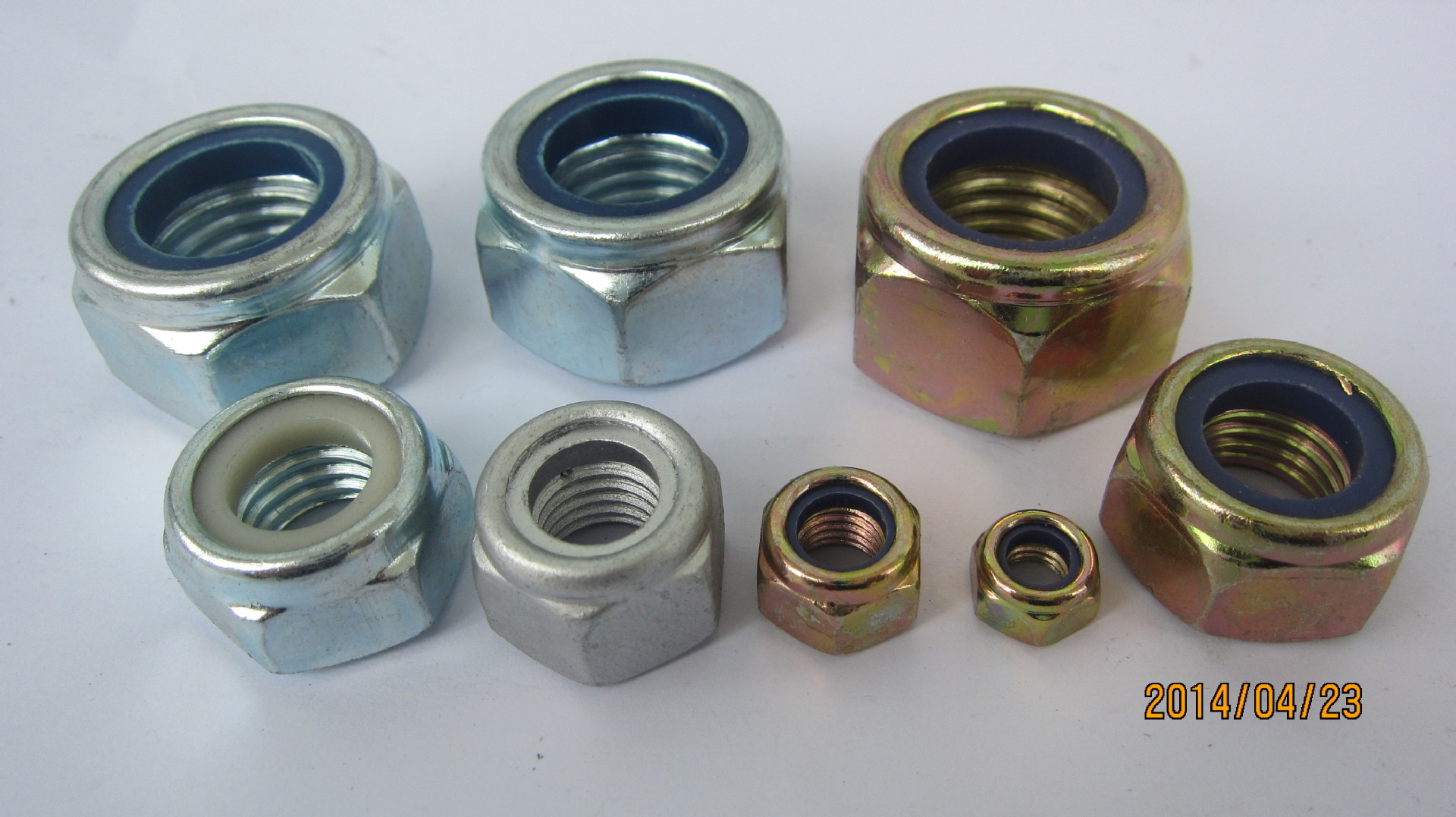 din982尼龙锁紧螺母8级蓝白锌m3-m36