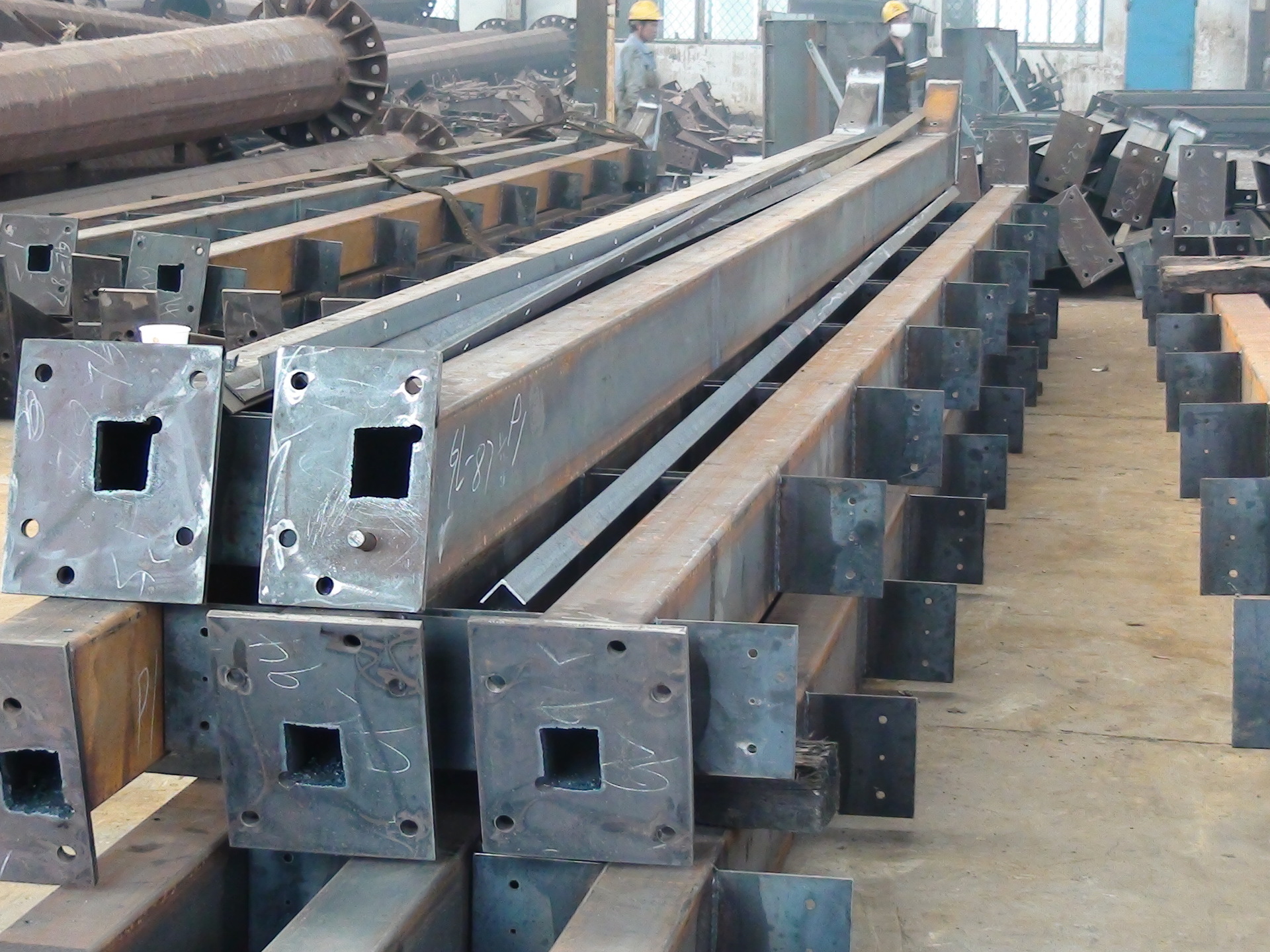 山东钢结构加工公司钢构件热镀锌