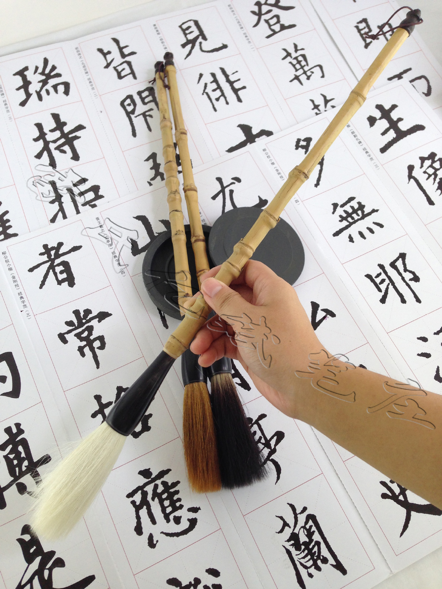 【厂家直销】牛角罗汉竹熊毫羊毫狼毫毛笔 古玩学生毛笔练习用品