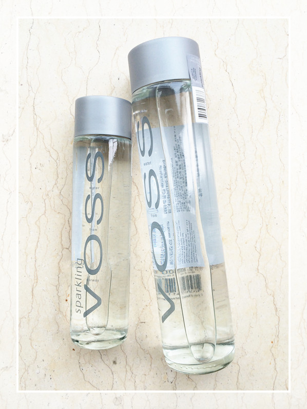 原装正品挪威进口 voss芙丝高级饮用矿泉水 含气有气水 800ml