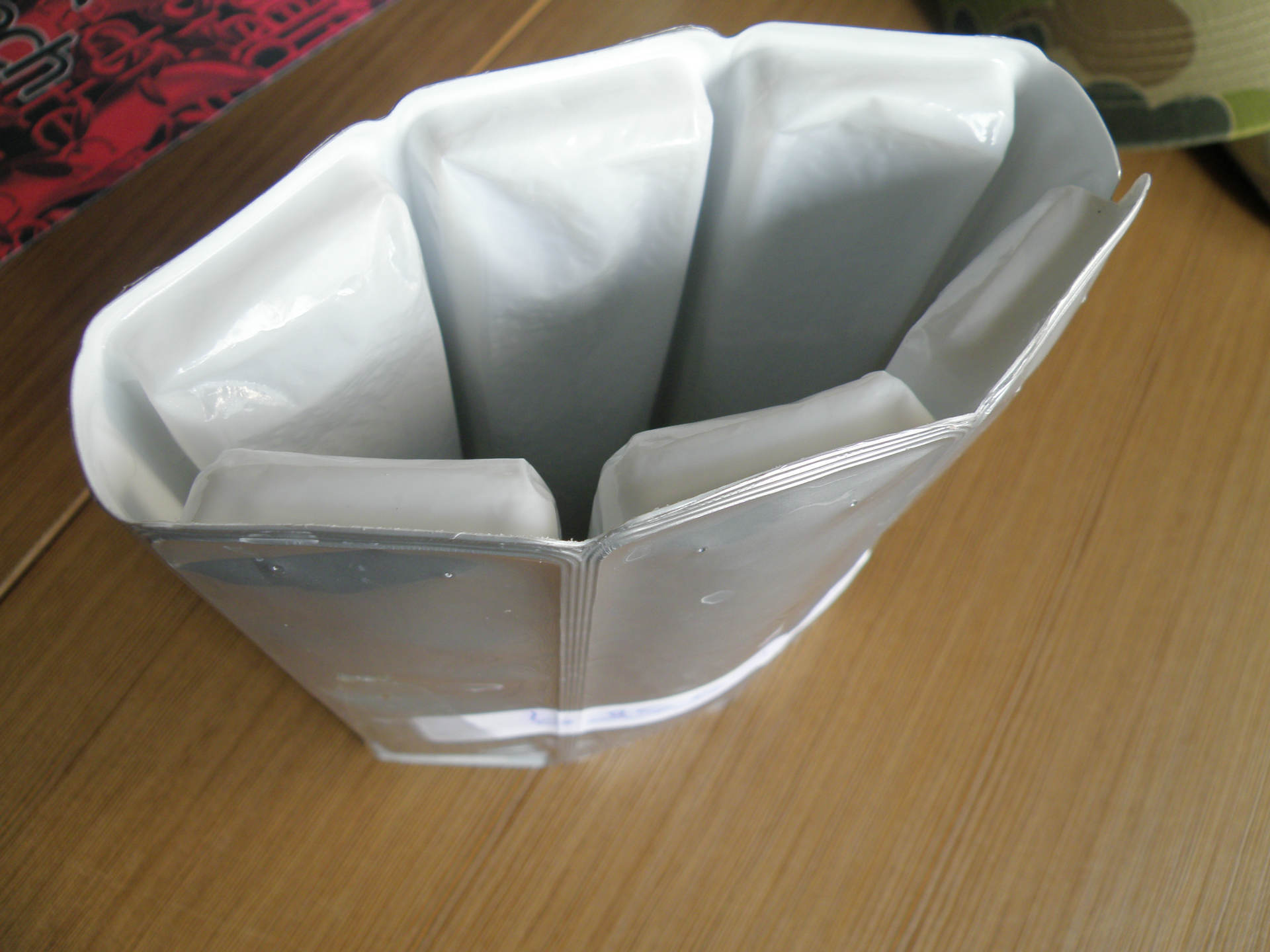 汽水啤酒红酒罐冰套 户外旅行速冷降温冰套 低温野餐冰袋批发