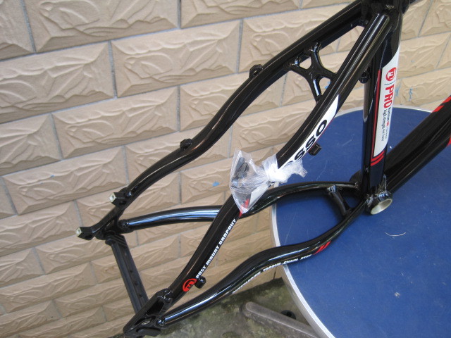 台湾峰大mosso 7005铝合金26寸高强度轻量化山地车自行车架2620tb