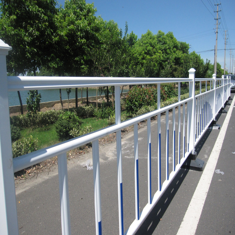 可定制城市街道护栏市政护栏交通护栏 道路隔离护栏 厂家现货批发