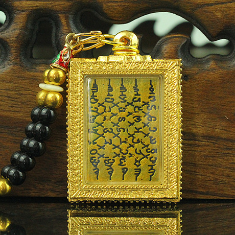 泰国佛牌安吉丽娜朱莉五条经文阿赞奴大师健康财运事业爱情