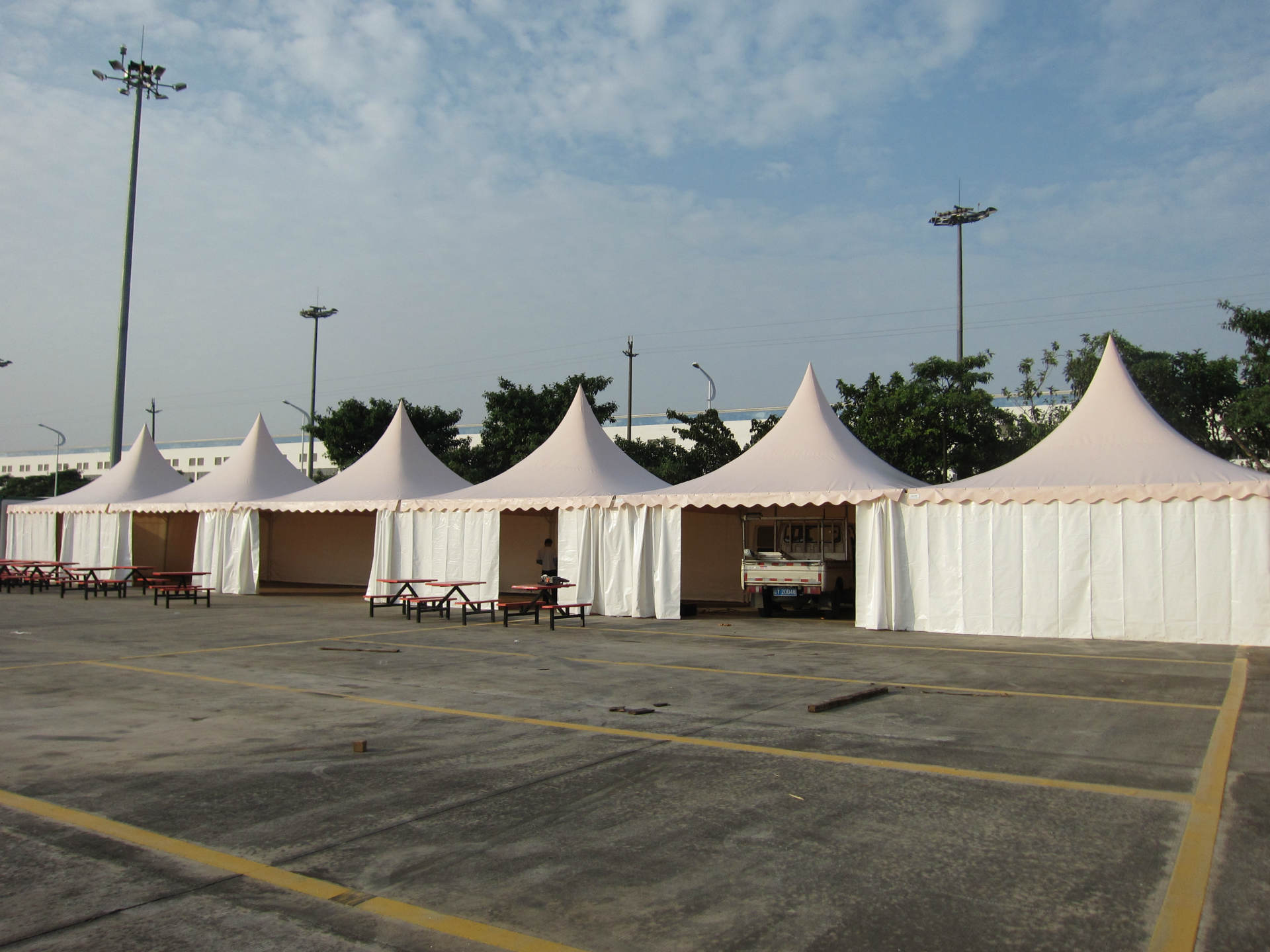 宴会尖顶帐篷出租 欧式婚庆篷房 广州欧式帐篷厂家