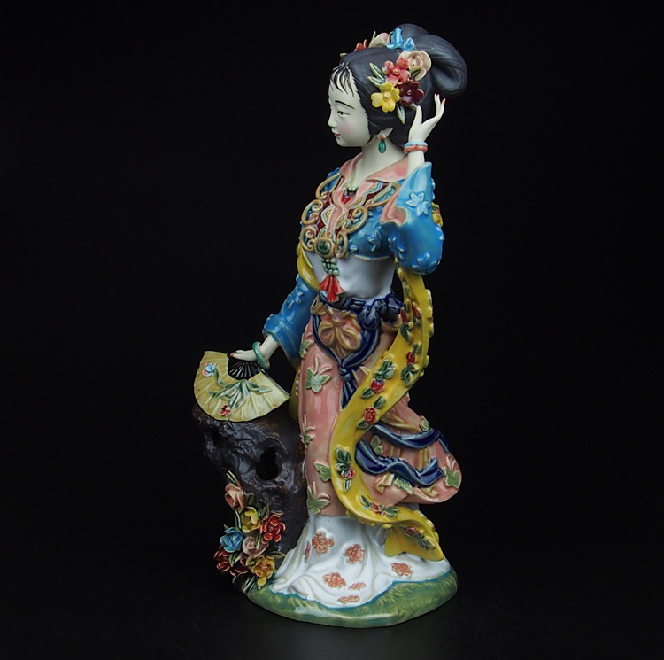 批发石湾公仔大师精品陶瓷摆件金陵十二衩红楼梦人物薛宝钗工艺.