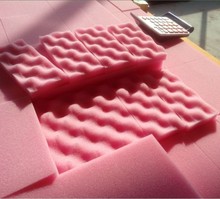 淡粉色海绵方块波浪棉，背胶贴墙隔音小波浪棉防火材质