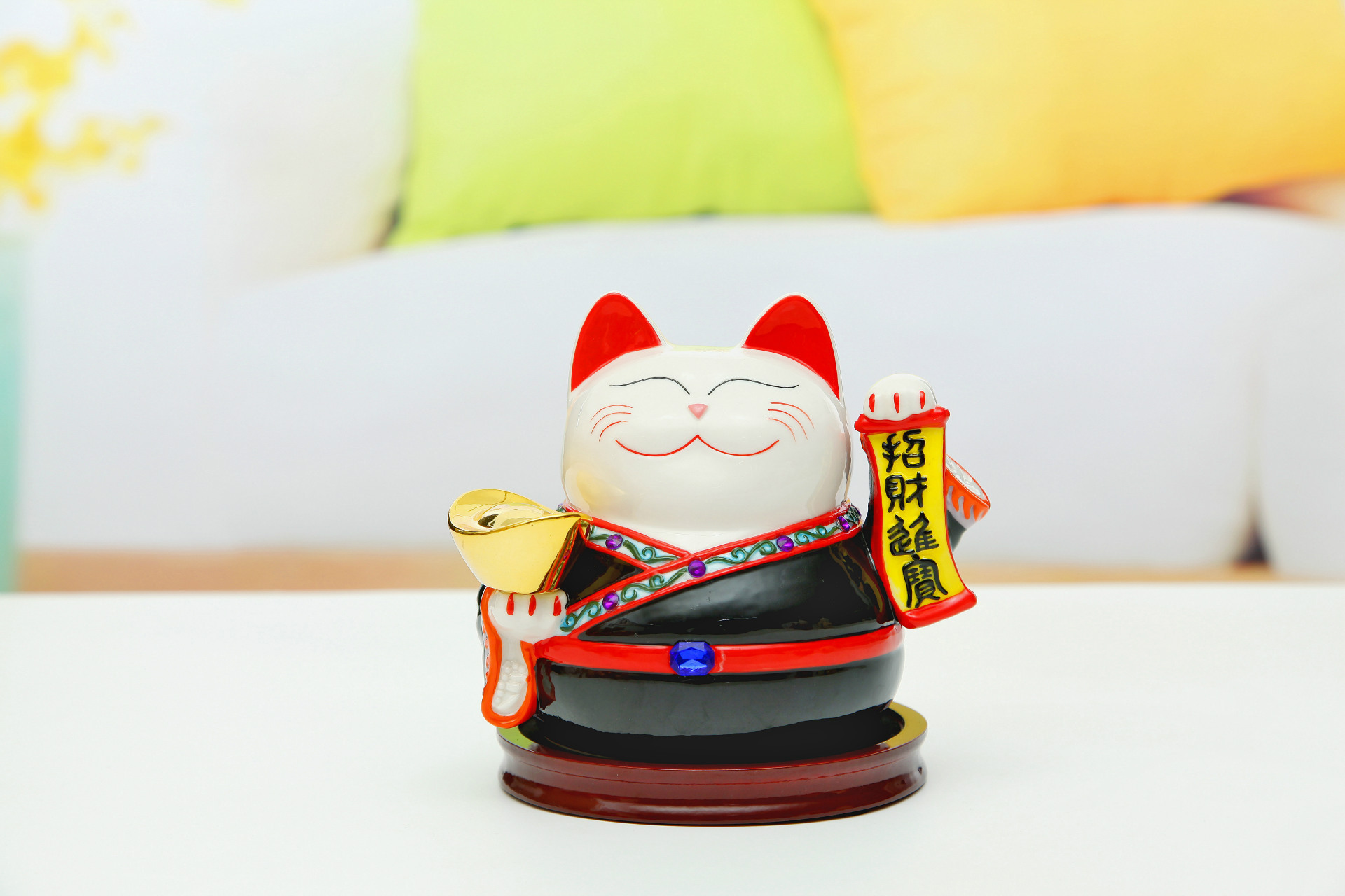 联元陶瓷储蓄罐招财猫开业品质礼品 7寸招财进宝 招财猫批发.