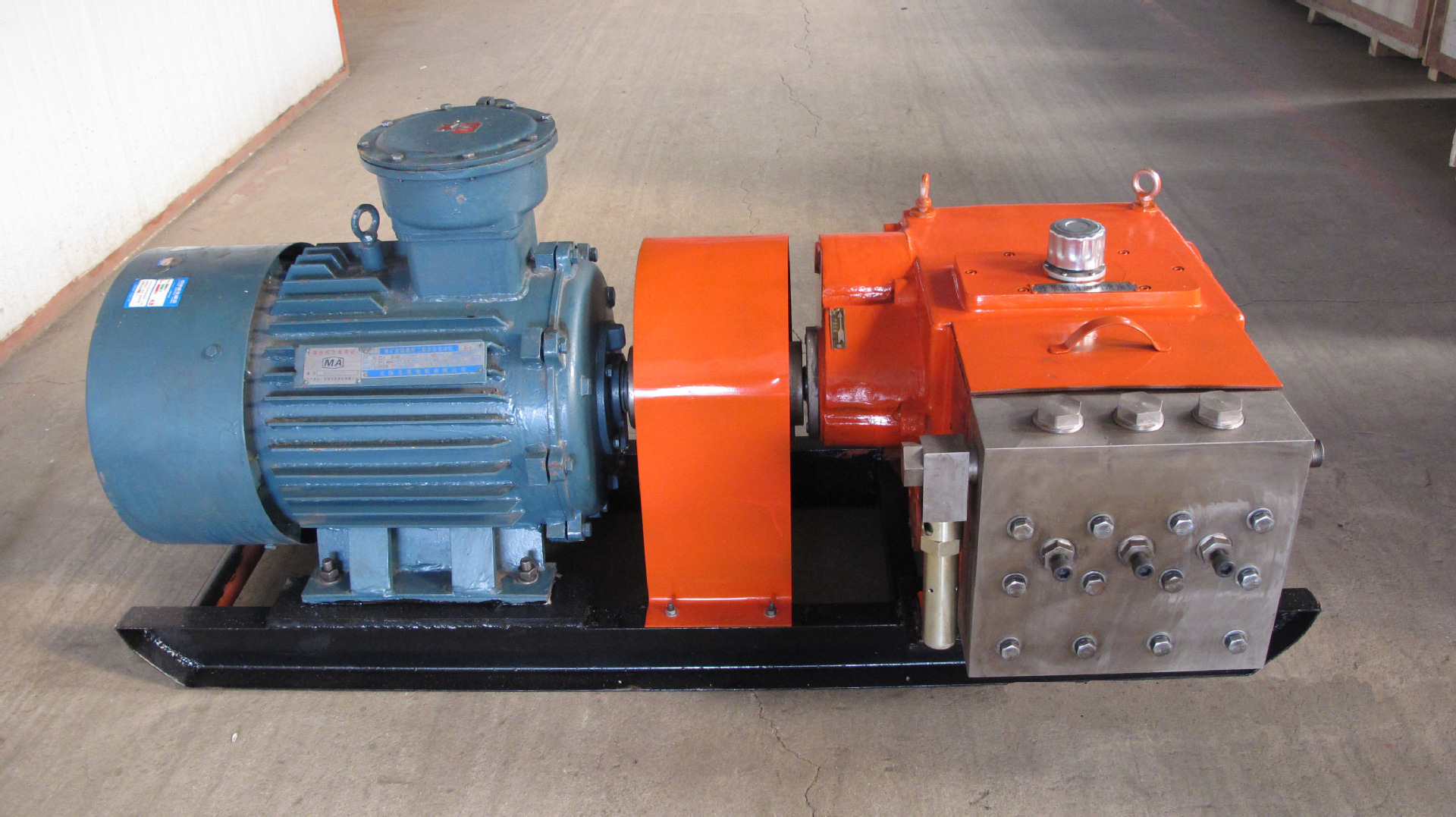 乳化液泵站 80/20 80/31.5山东淄博厂家两泵一箱 一泵一箱