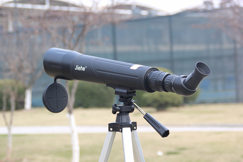 观鸟望远镜 双筒观鸟望远镜女主是谁呢!