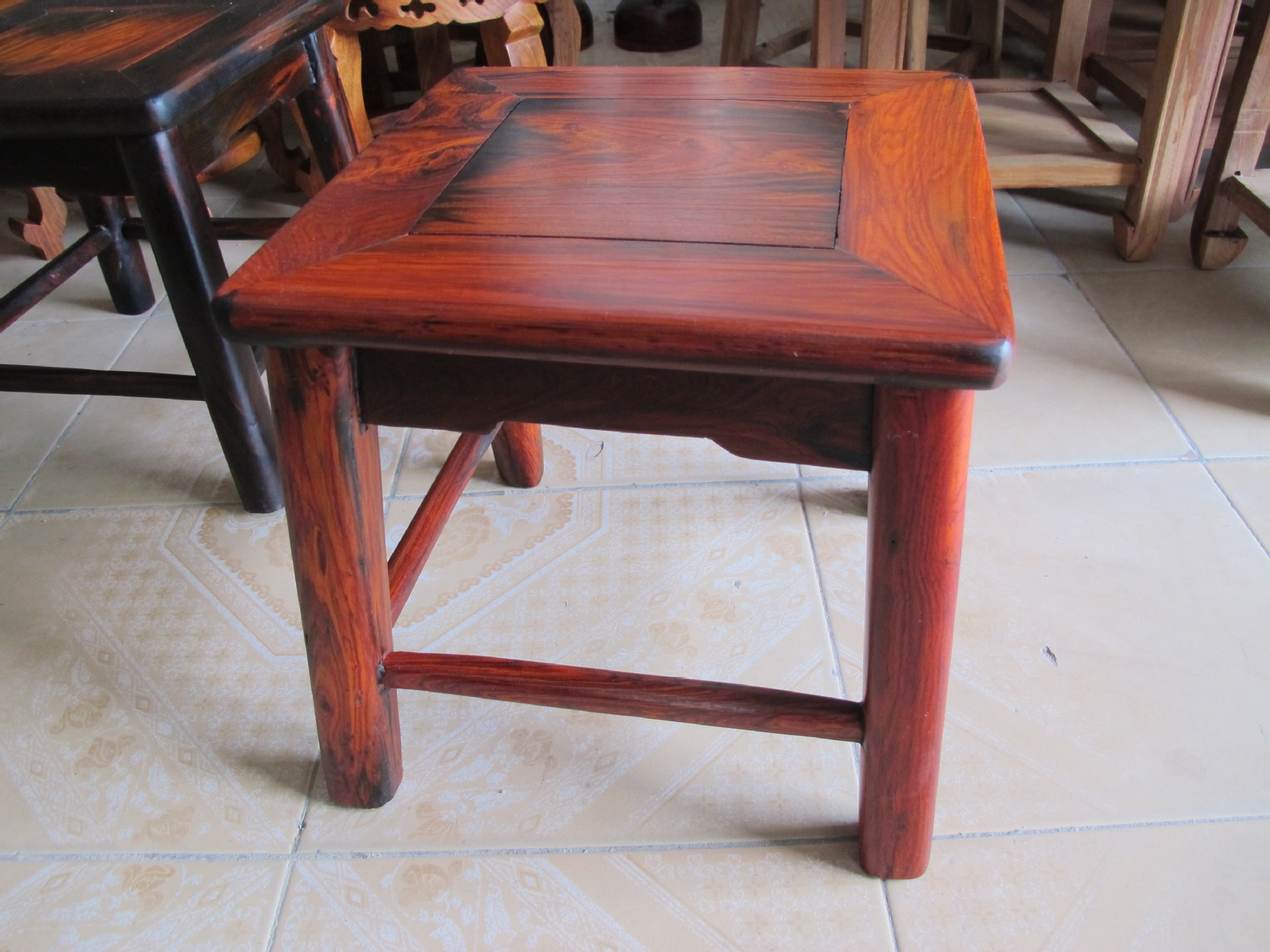 越南红木家具 老挝四方凳 酸枝板凳 红木板凳 富贵脱鞋凳小板凳