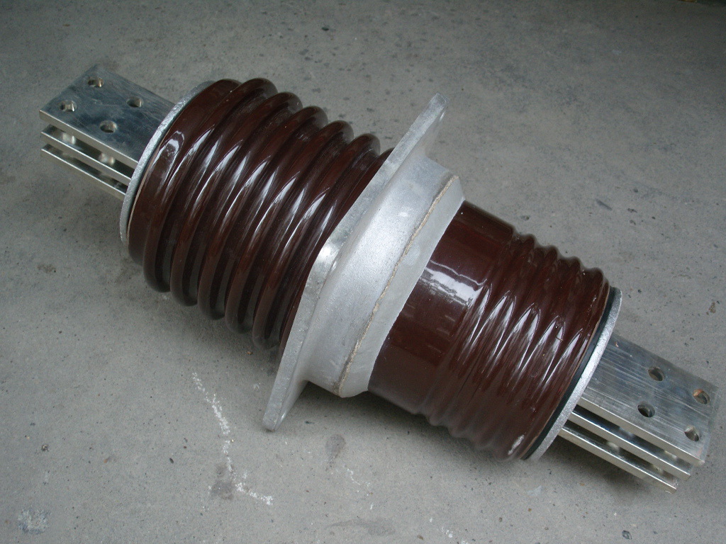 隆马电器低压套管500v穿墙套管1000a2000a4000a6000a