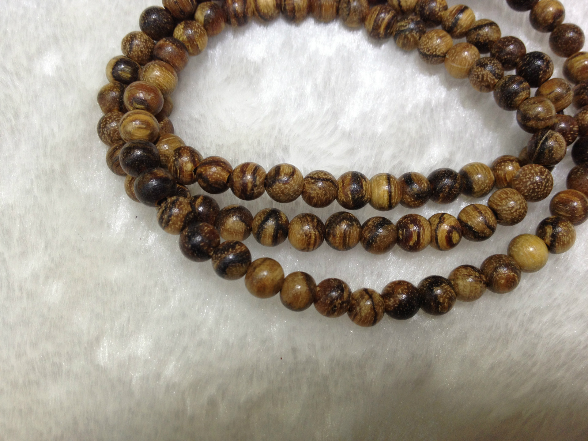 厂家供应 印尼花奇楠沉香佛珠手链 0.6棋楠天然清香佛珠手链