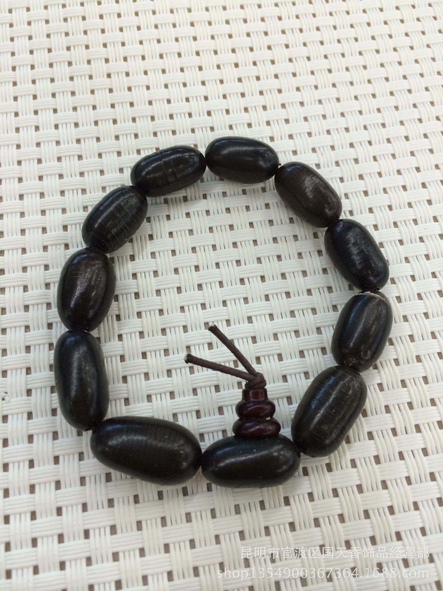 大量批发天然铁莲子菩提手串10*22mm 铁莲子佛珠 念珠 饰品