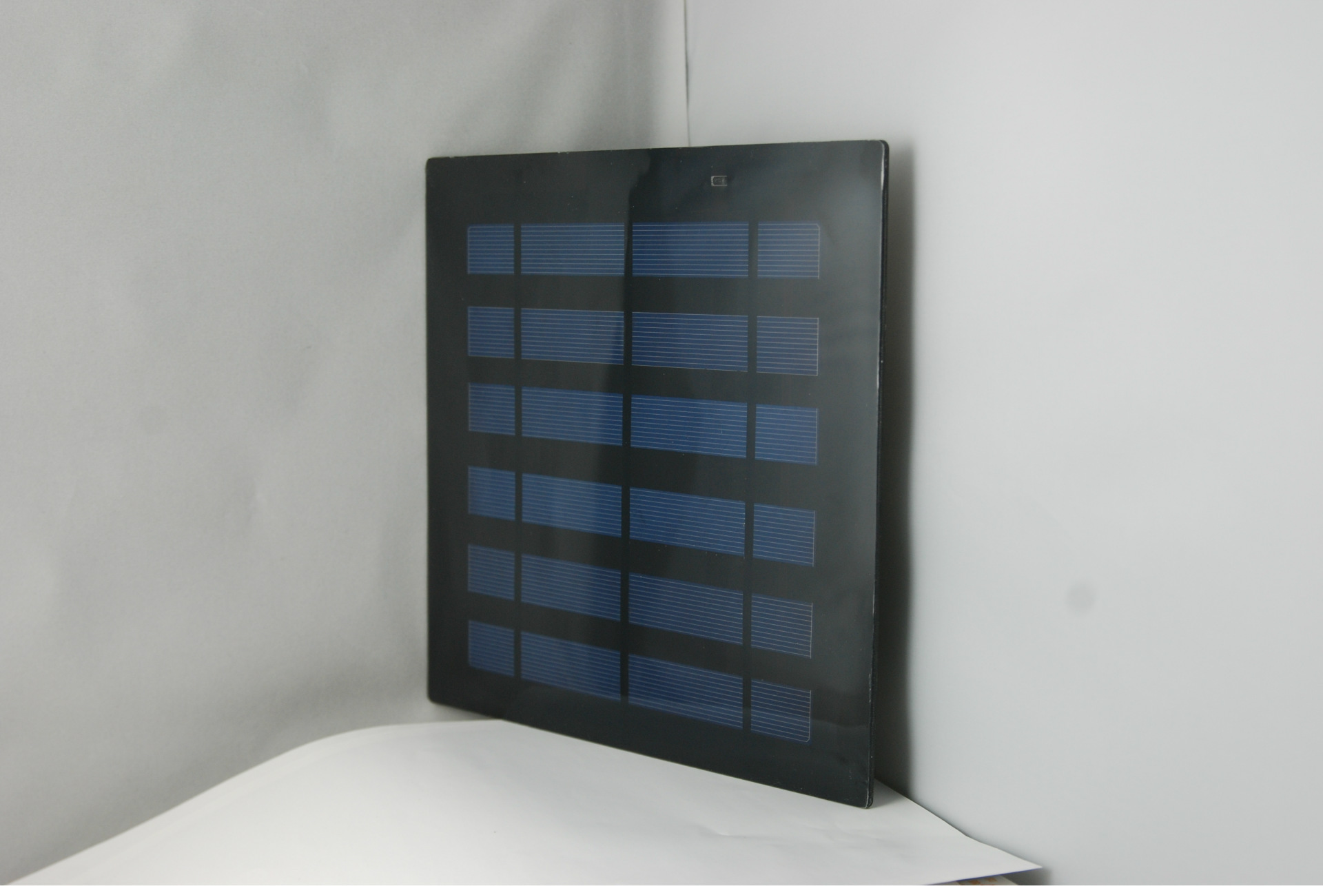 厂家直供 太阳能玻璃层压组件 太阳能滴胶路灯电池板