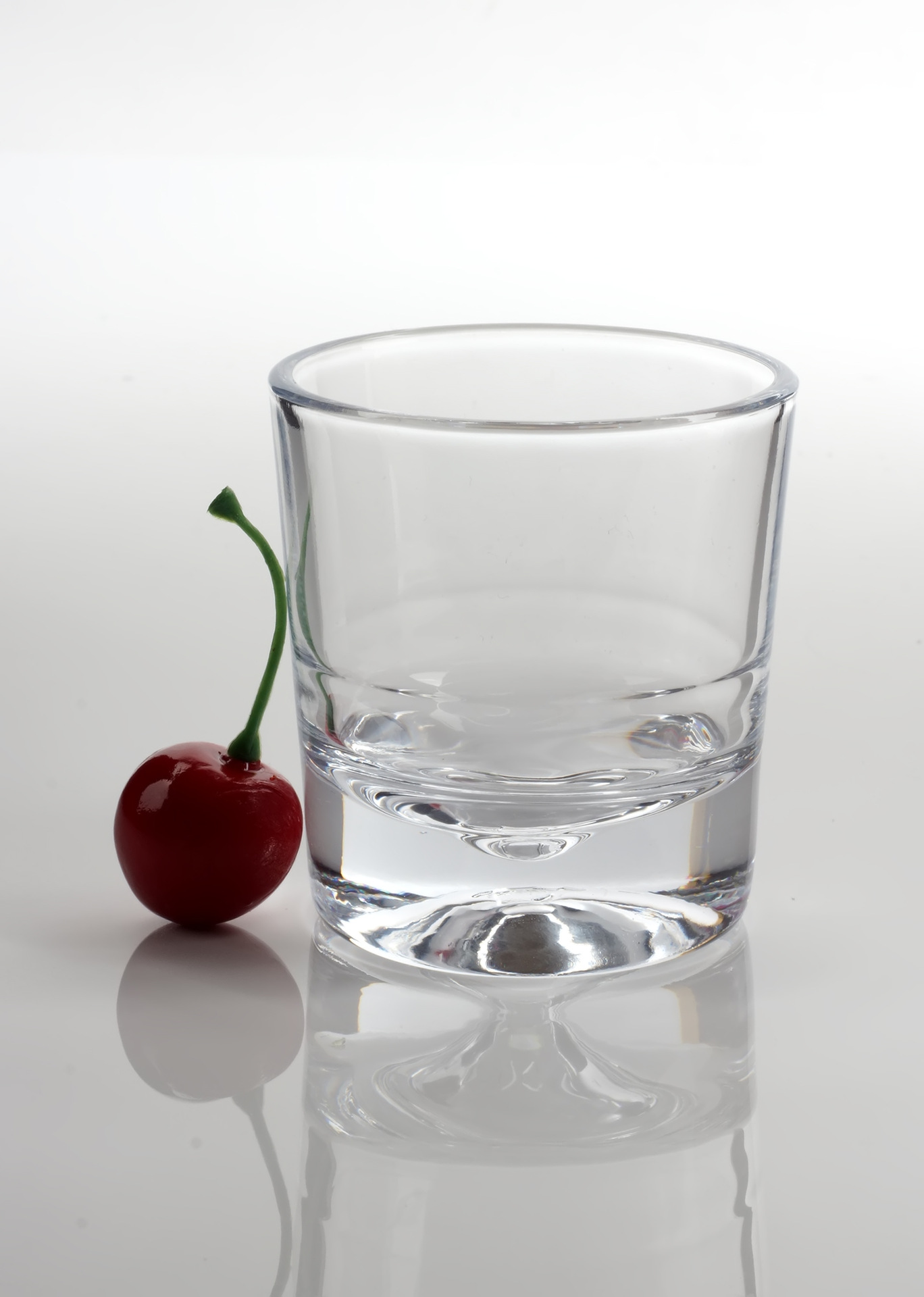 厂家直销 水晶玻璃杯 耐高温玻璃杯