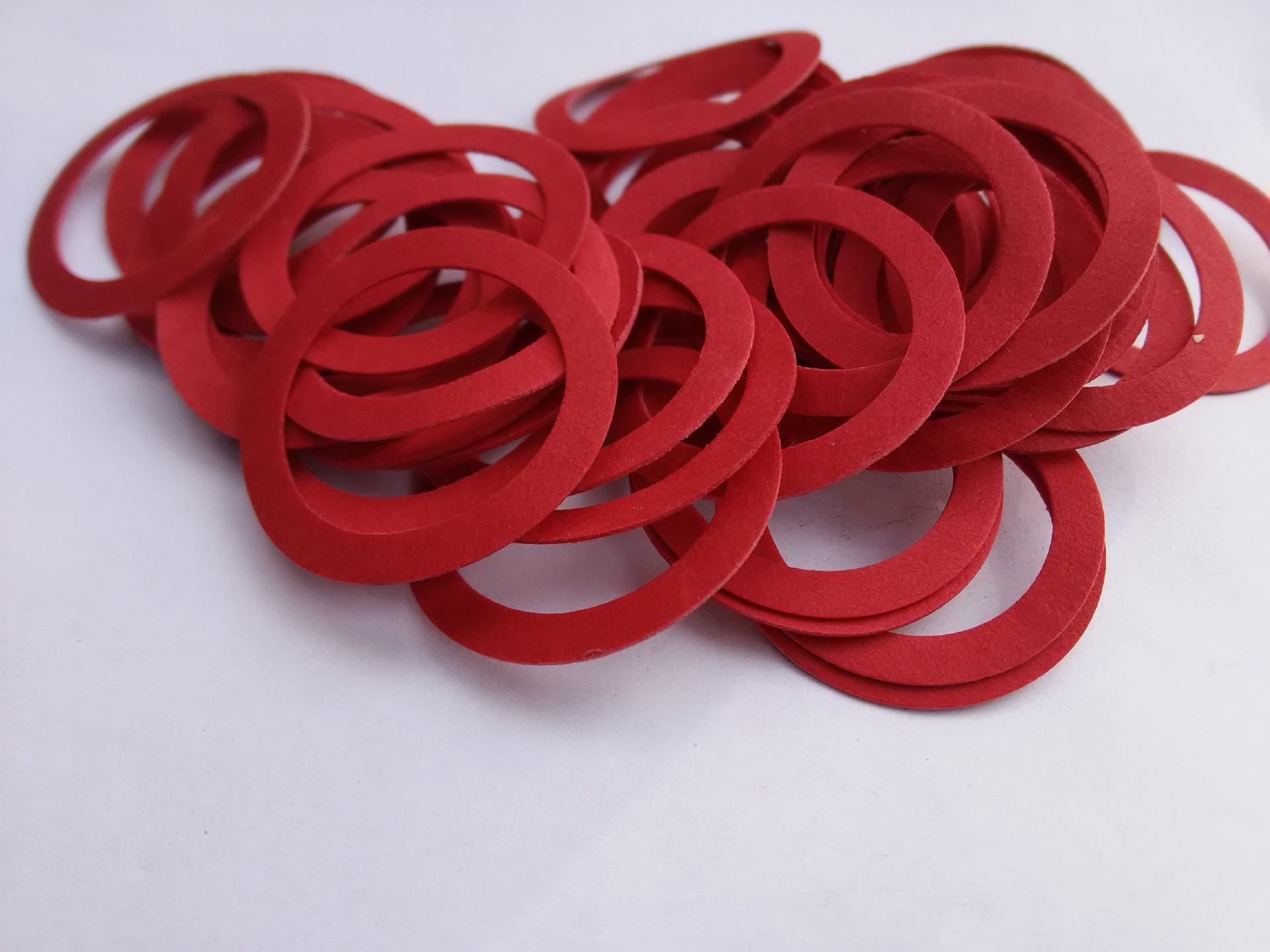 供应各种规格冲压非标国标红纸绝缘纸钢垫片