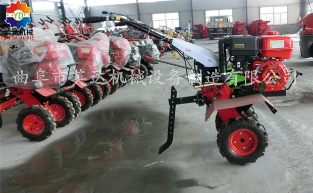 大发动机 英达供应二冲程四轮旋耕机 【小型微耕机视频】