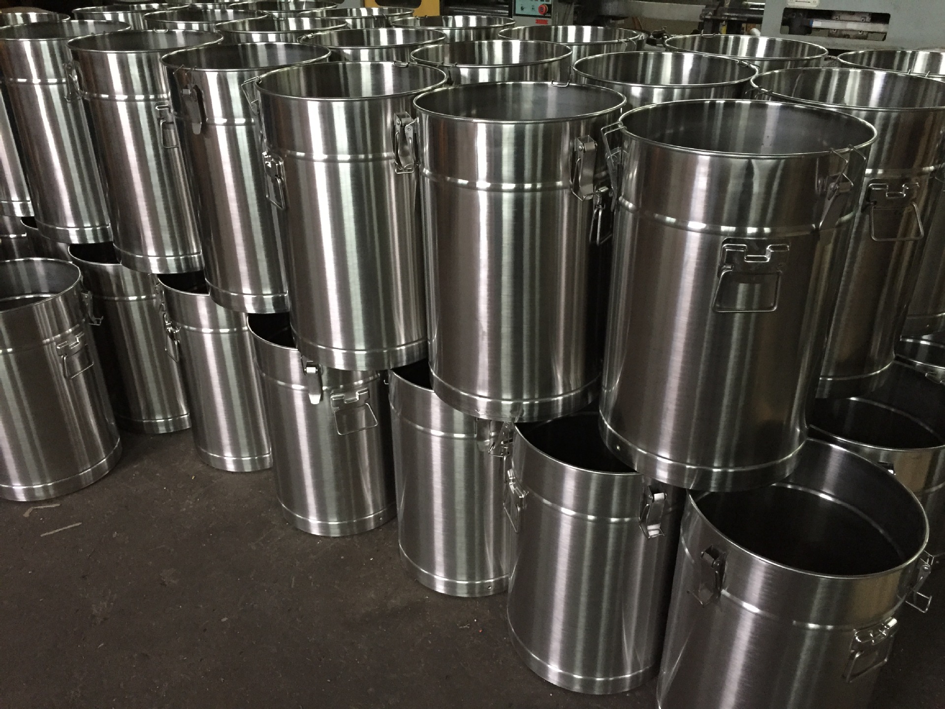 批发不锈钢粉桶静电喷塑机流化粉桶试样粉桶不锈钢桶