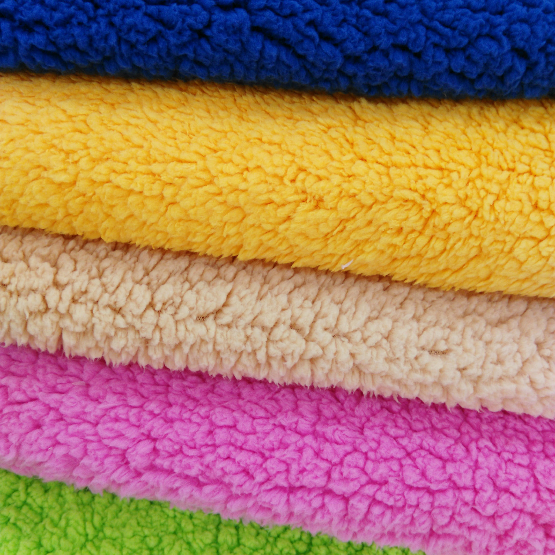 厂家供应染色棉花绒 泡泡绒 舒棉绒 北极绒 法兰绒等服装绒布