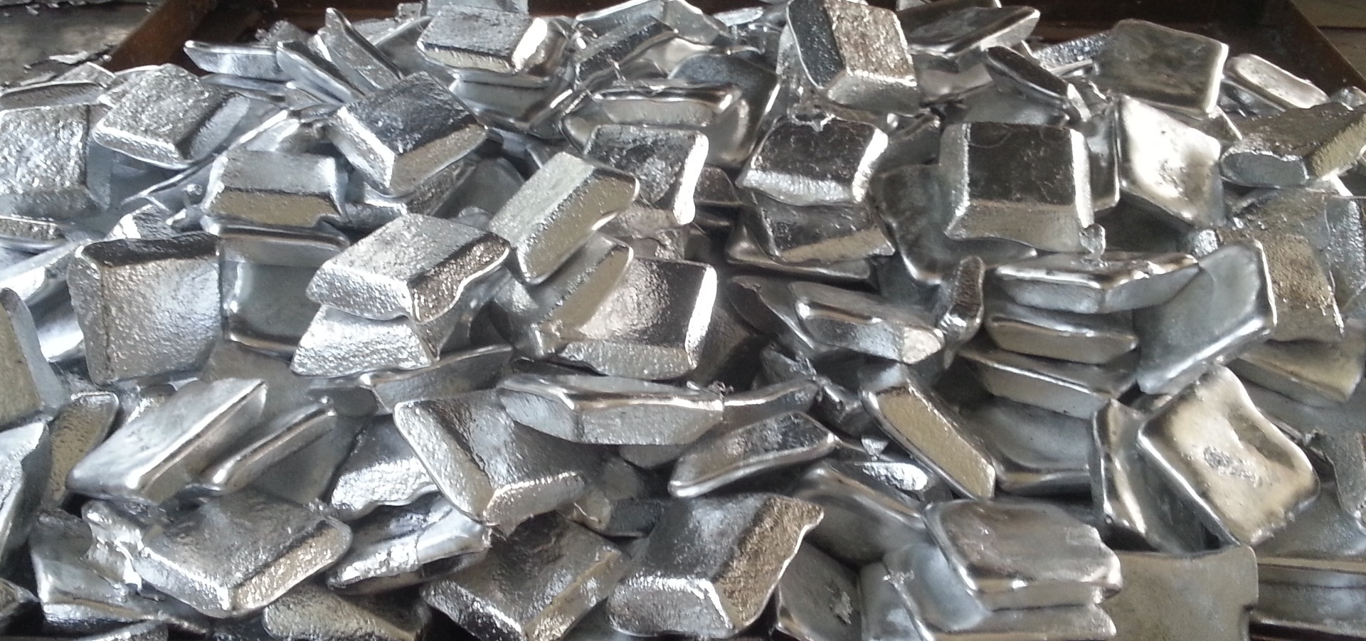 厂家直销 铝铍合金albe1 镁合金熔铸专用 有现货 大量供应