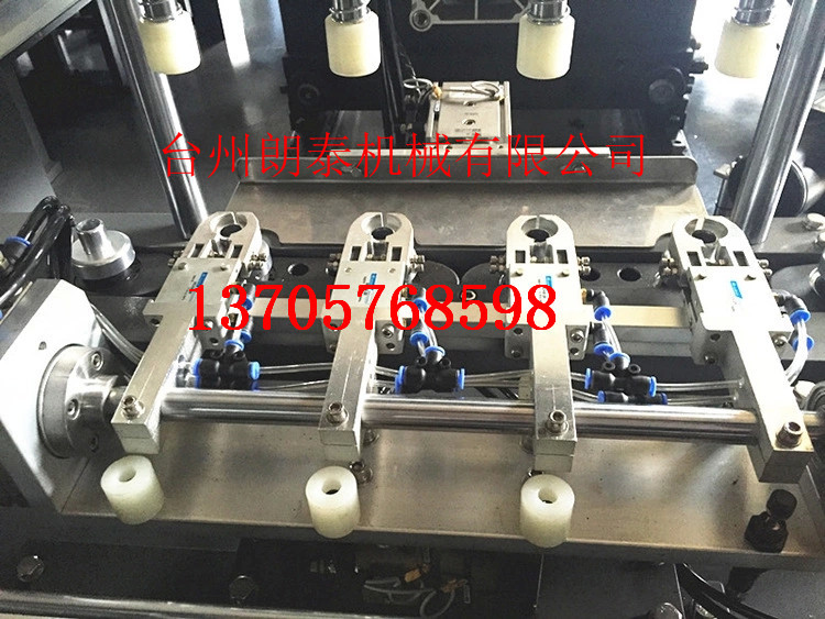 2347663841_1104046683.jpg_.web