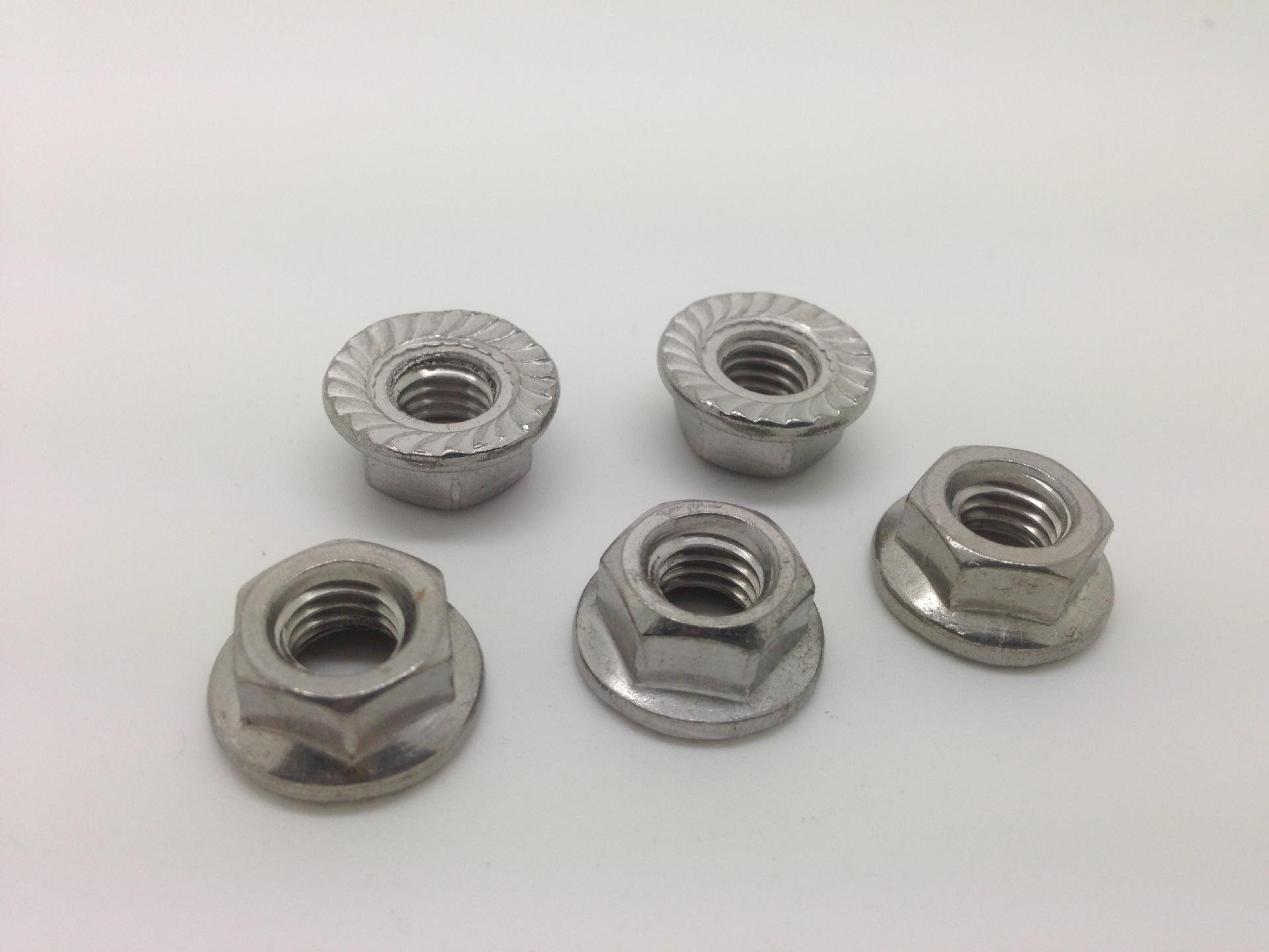 厂家直销 不锈钢304法兰螺母 量大从优 质量承诺 欢迎咨询