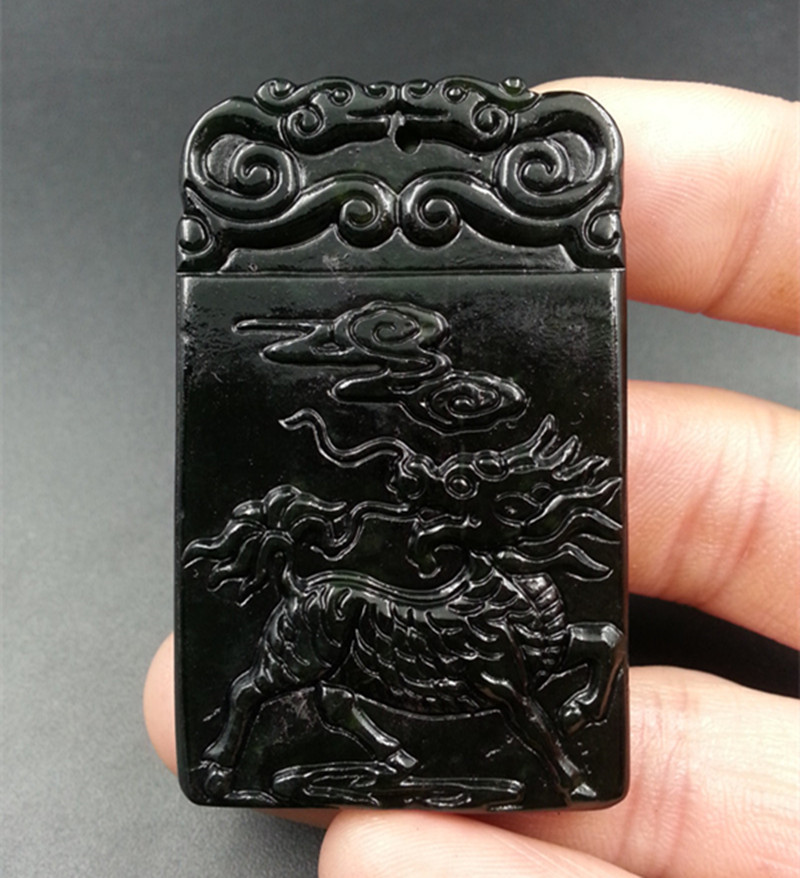 玉石a货新疆和田玉墨玉麒麟玉坠吊坠 墨玉牌子貔貅玉挂件批发