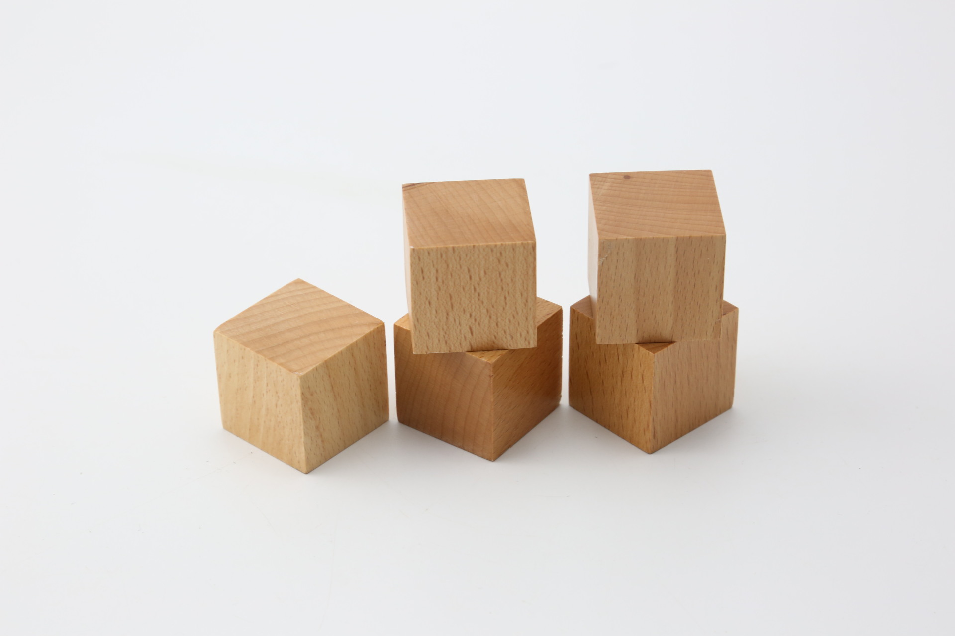 木质字母摆件榉木方块加工正方形木头定制方块底座橡胶木长方形方