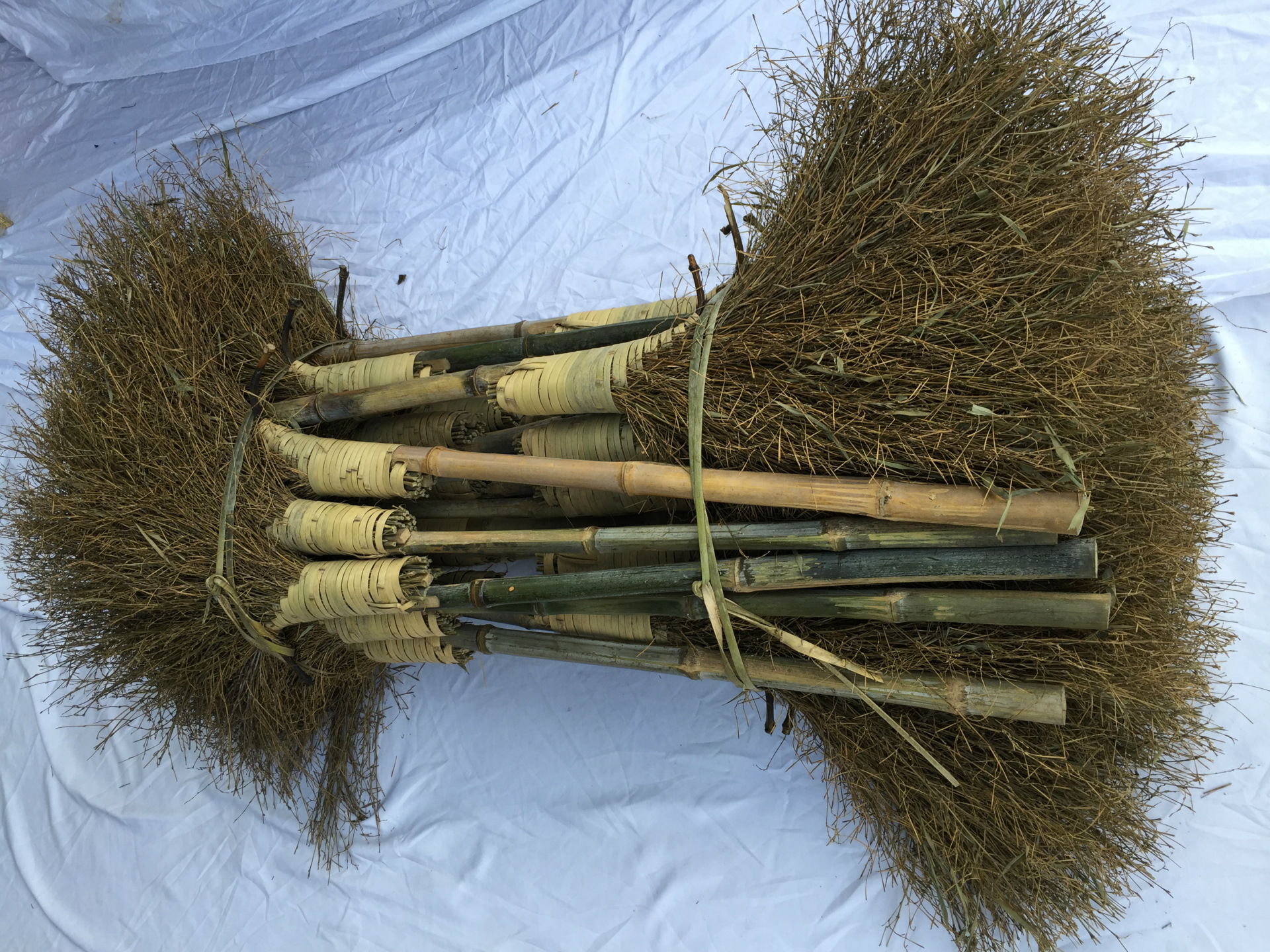 奉化竹扫把邱隘拖把厂厂家直销宁波地区24小时送货上门