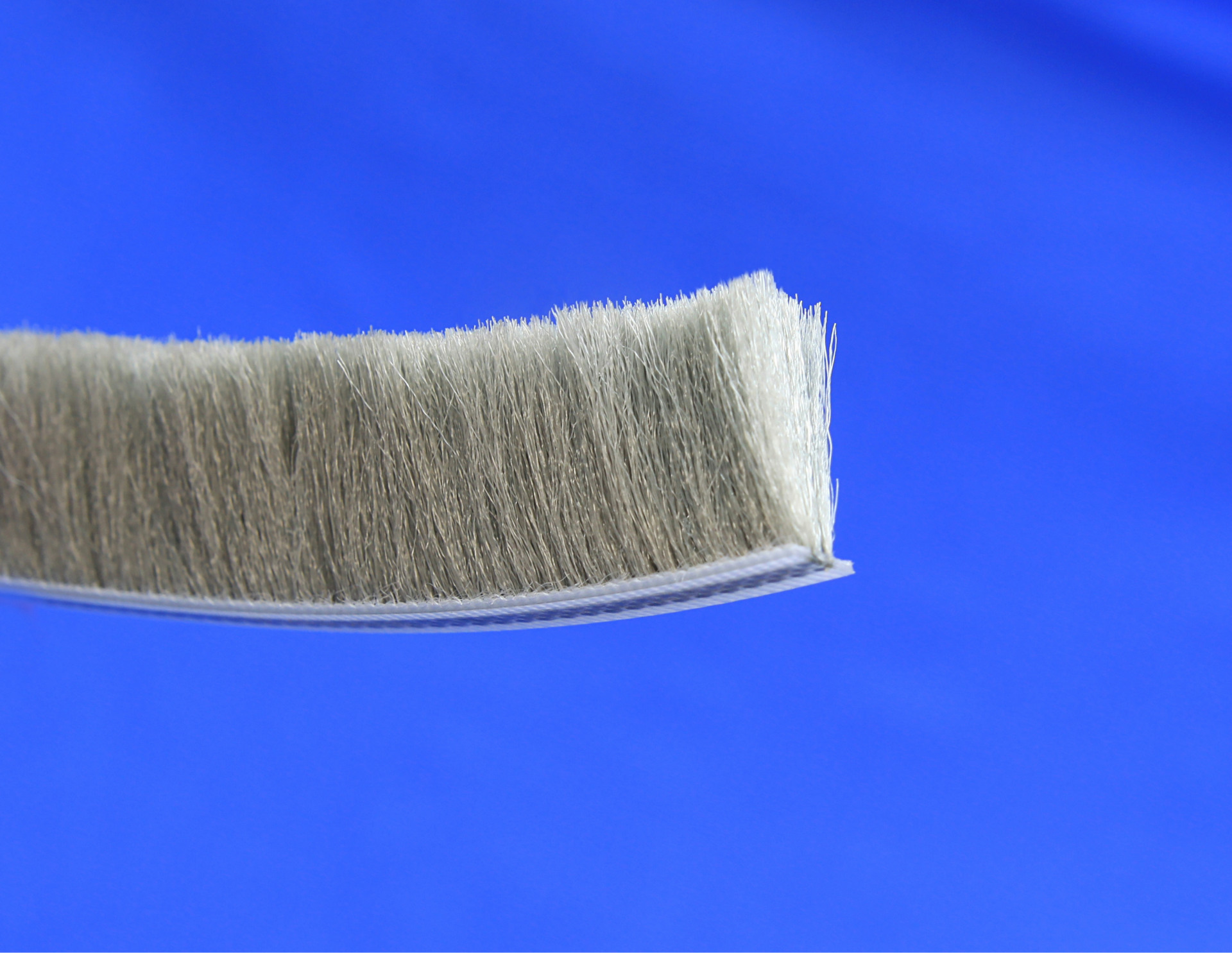 门窗防尘隔音密封75高丝高密加无纺布超隔音味喷胶毛条