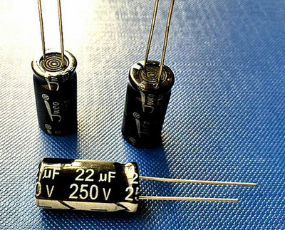 电解电容200v22uf 插件200v22uf 电容22uf 200v