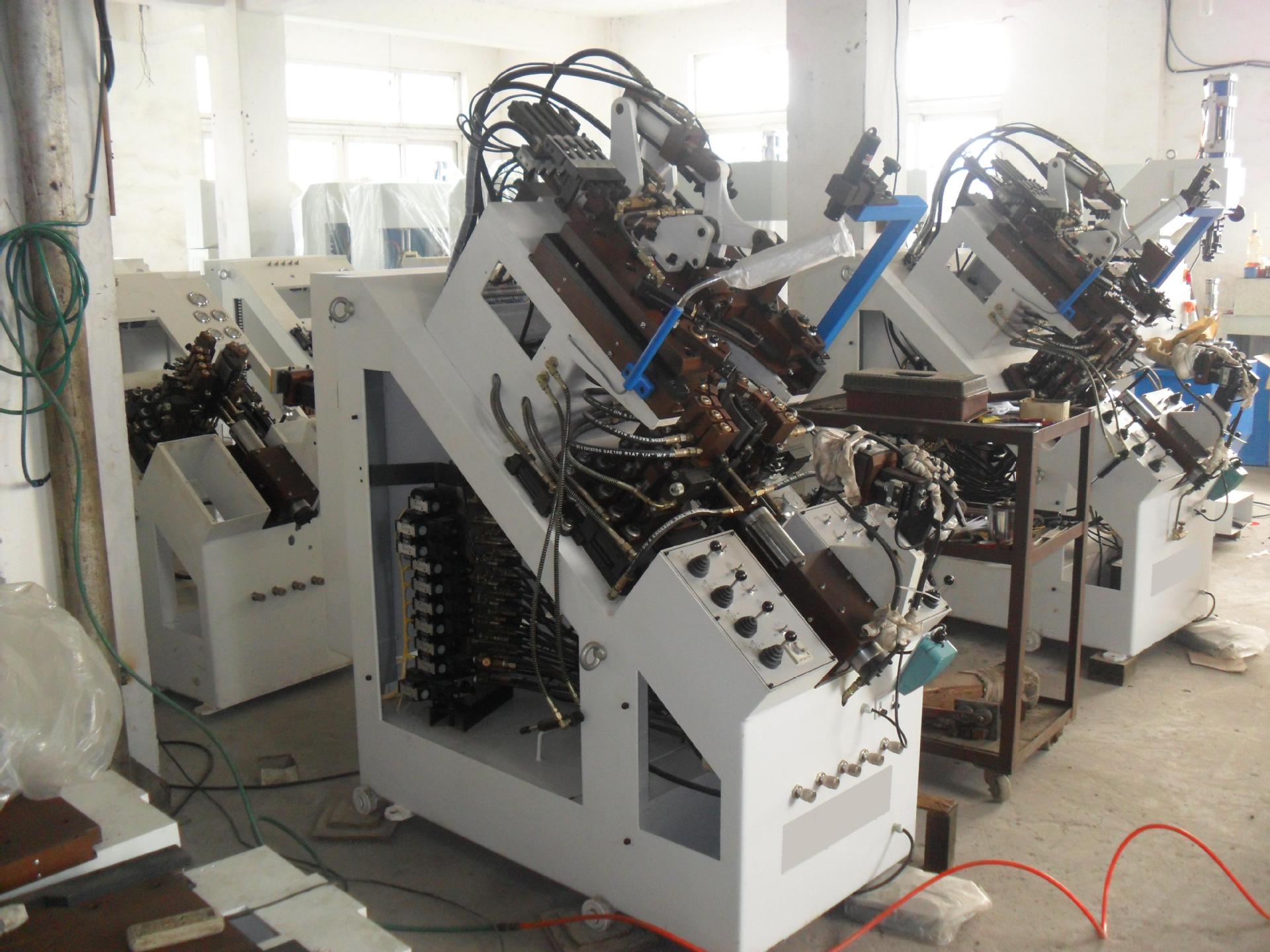 厂家批发制鞋机械后帮机制鞋设备